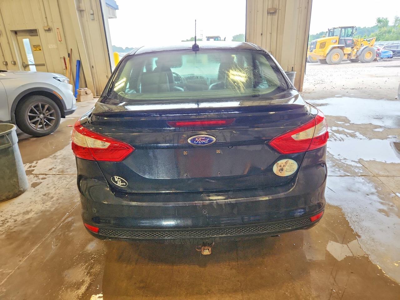 2014 Ford Focus Titanium Black vin: 1FADP3J27EL230046