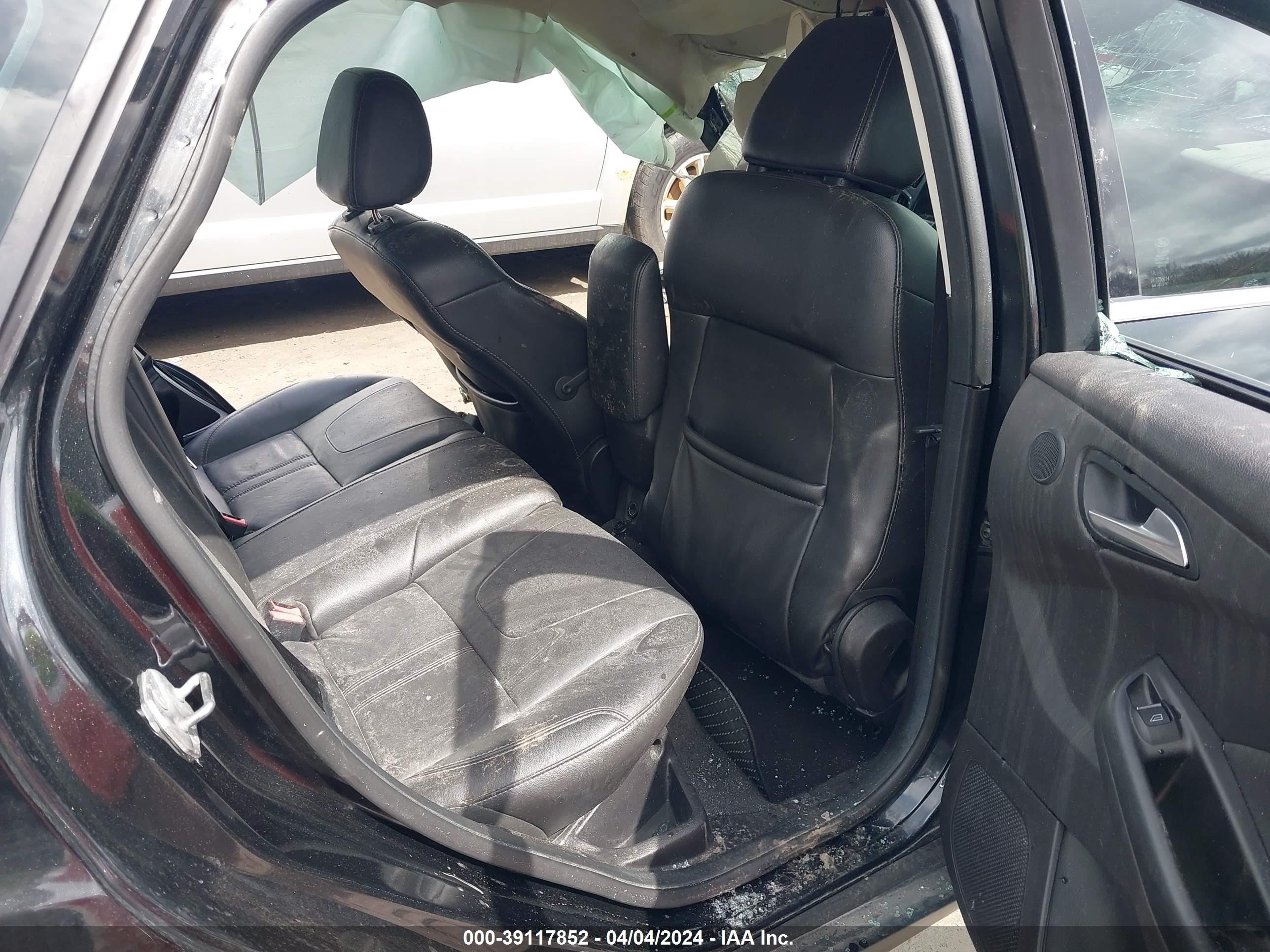 2014 Ford Focus Titanium Черный vin: 1FADP3J27EL234873