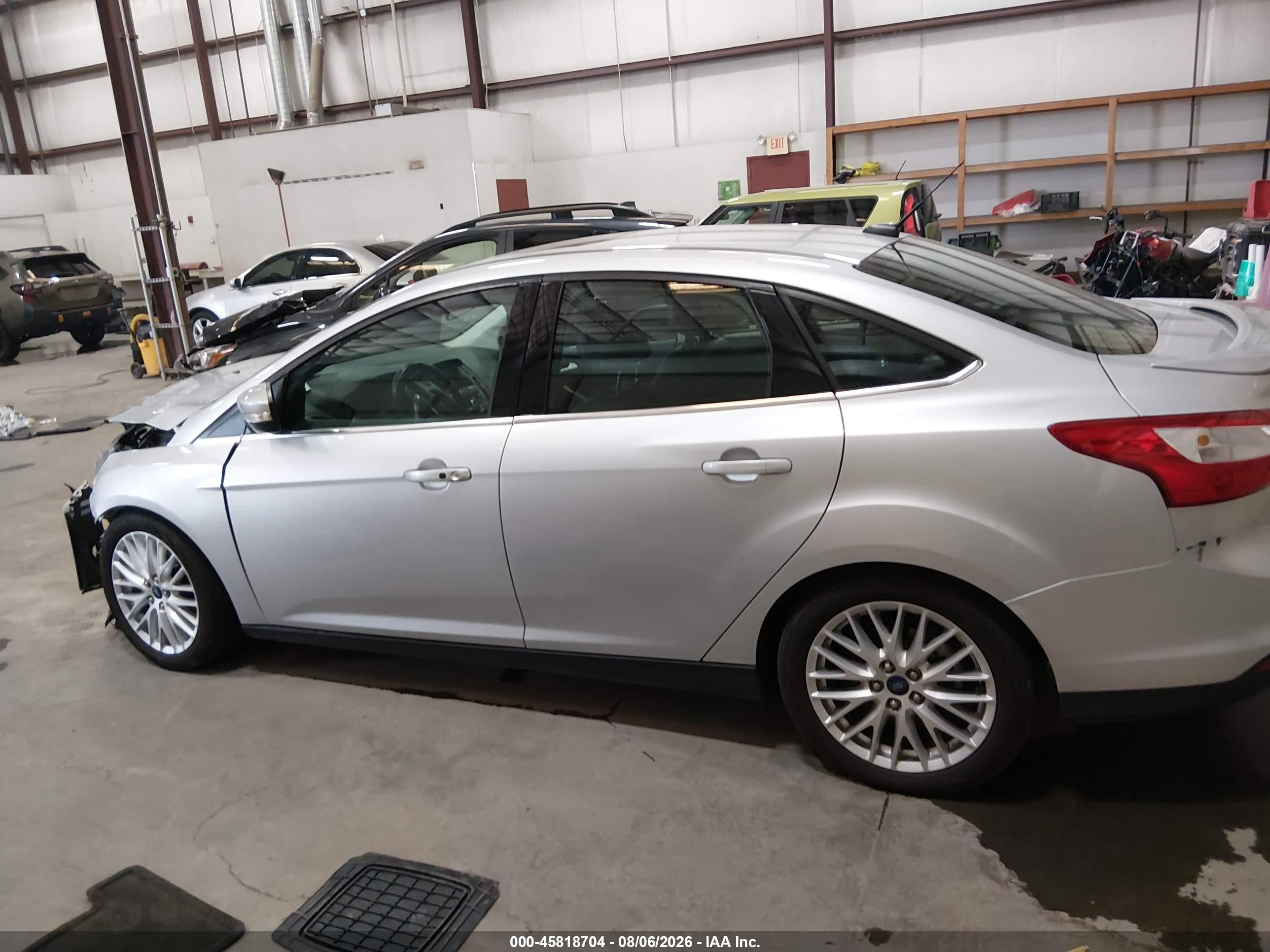 2014 Ford Focus Titanium Gray vin: 1FADP3J27EL247350