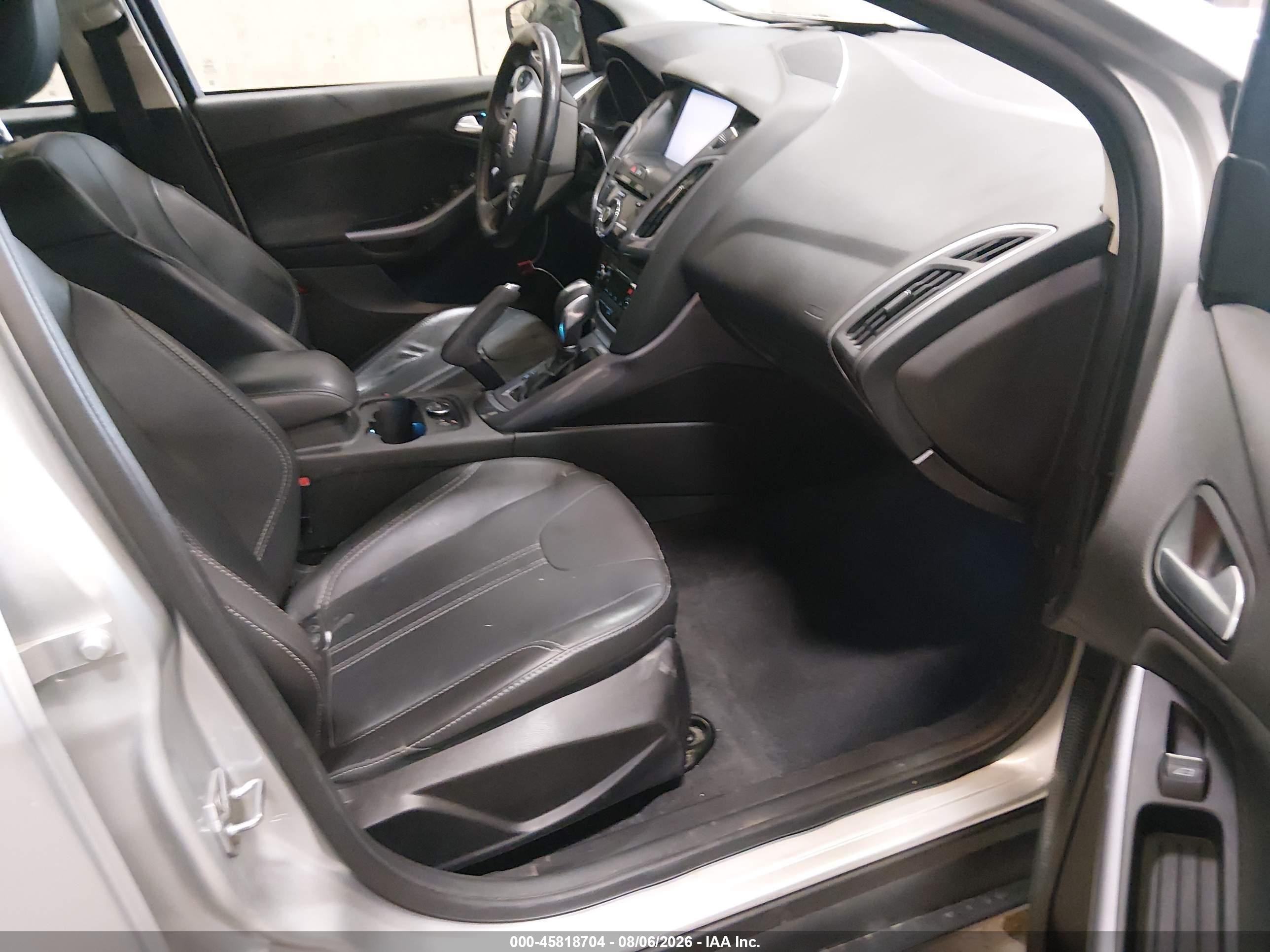 2014 Ford Focus Titanium Gray vin: 1FADP3J27EL247350