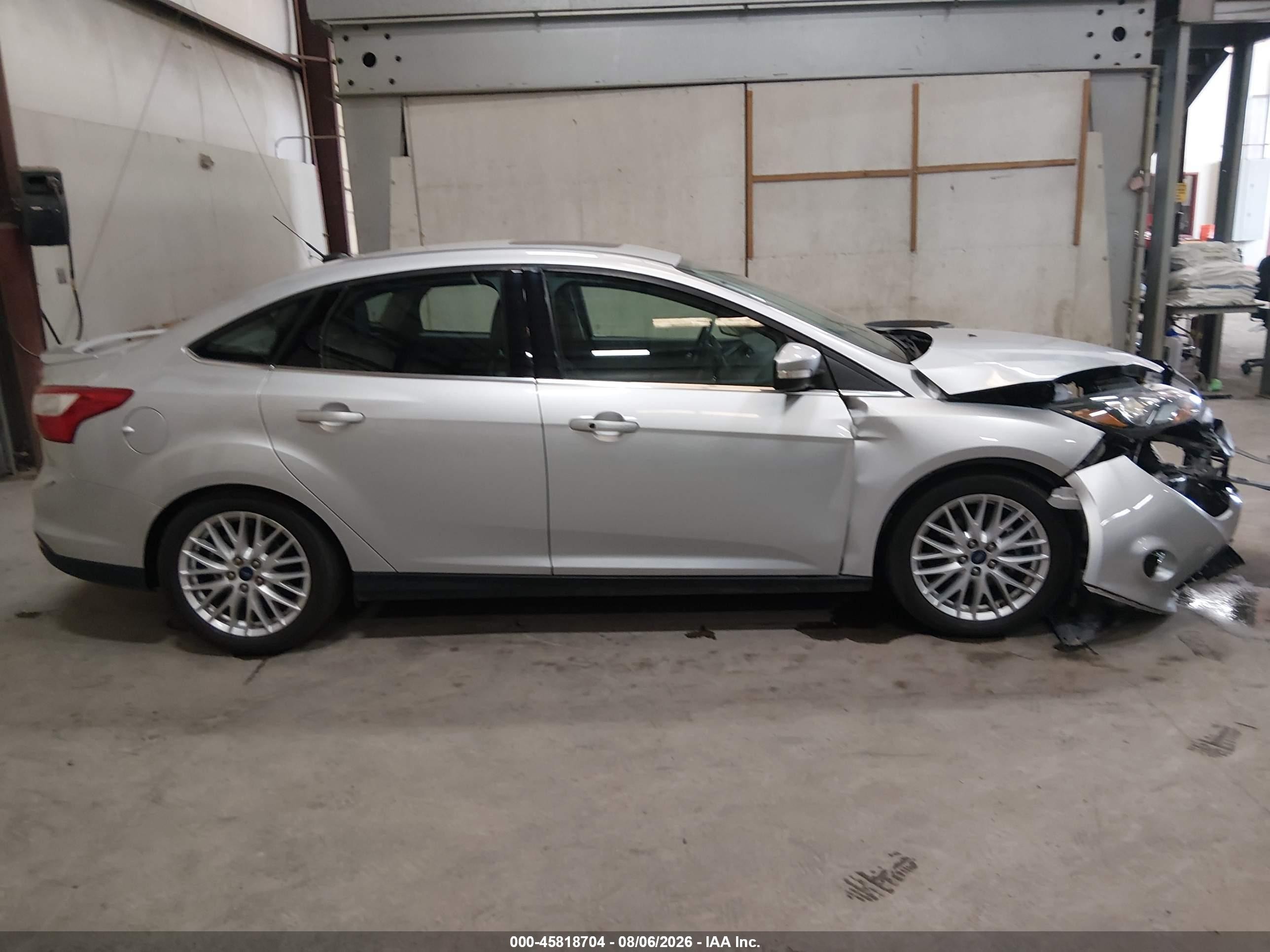 2014 Ford Focus Titanium Gray vin: 1FADP3J27EL247350