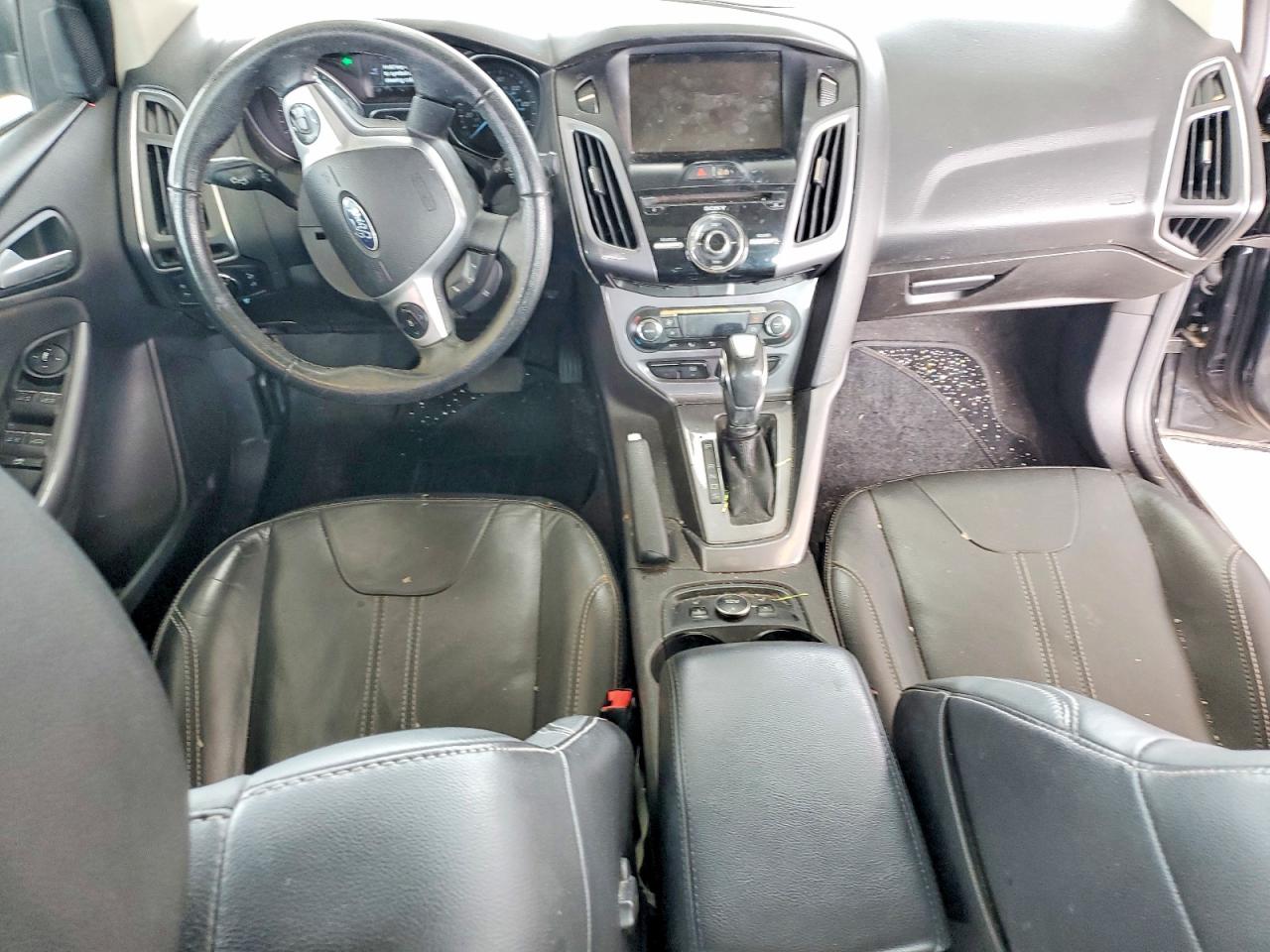 2014 Ford Focus Titanium Black vin: 1FADP3J27EL292241