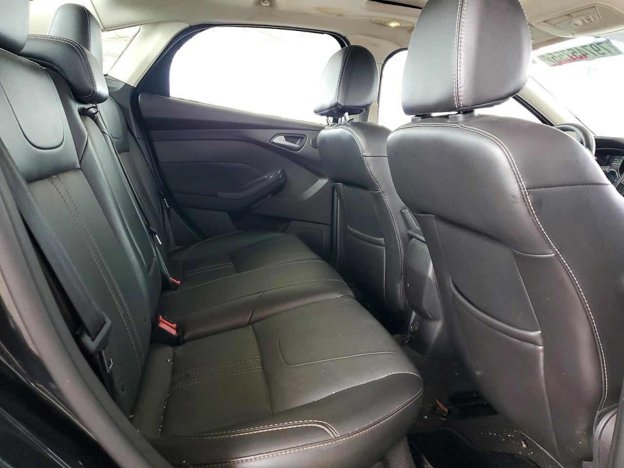2014 Ford Focus Titanium Black vin: 1FADP3J27EL292241