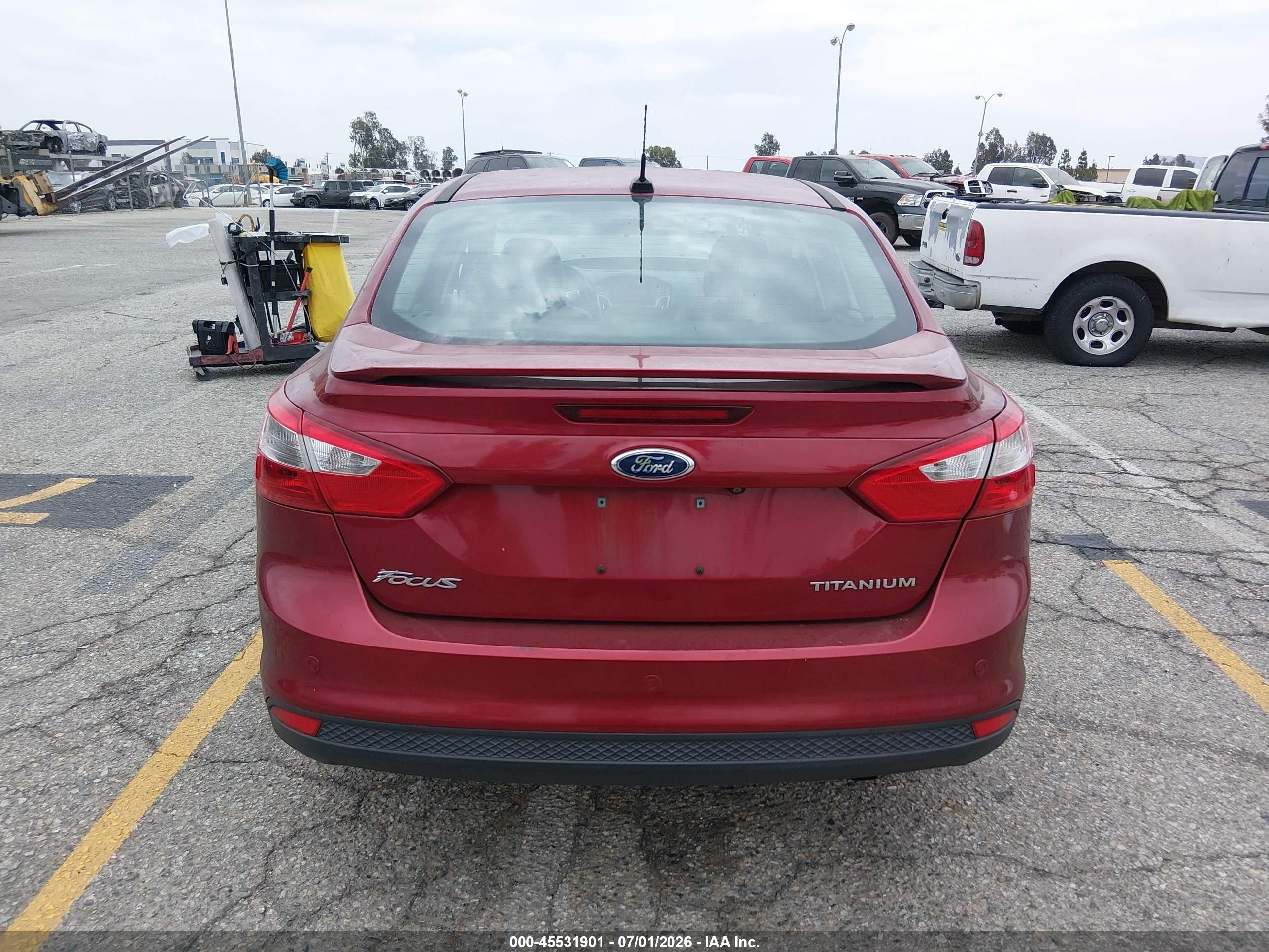 2014 Ford Focus Titanium Red vin: 1FADP3J27EL300435
