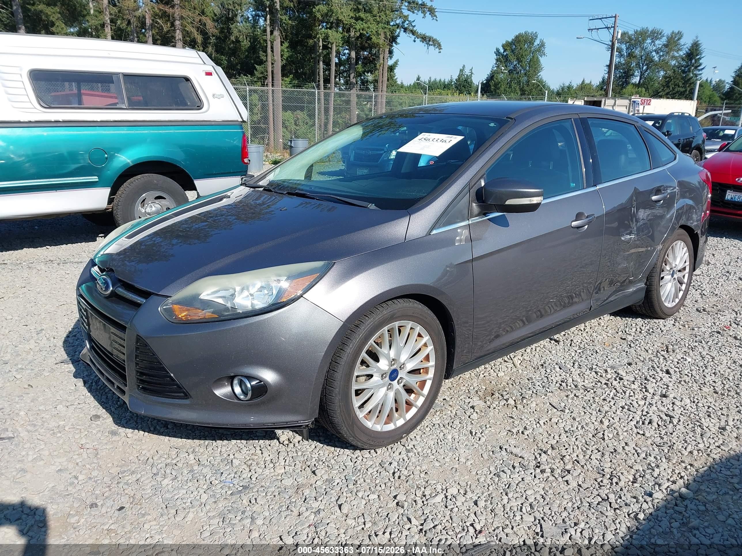 2014 Ford Focus Titanium Gray vin: 1FADP3J27EL407467