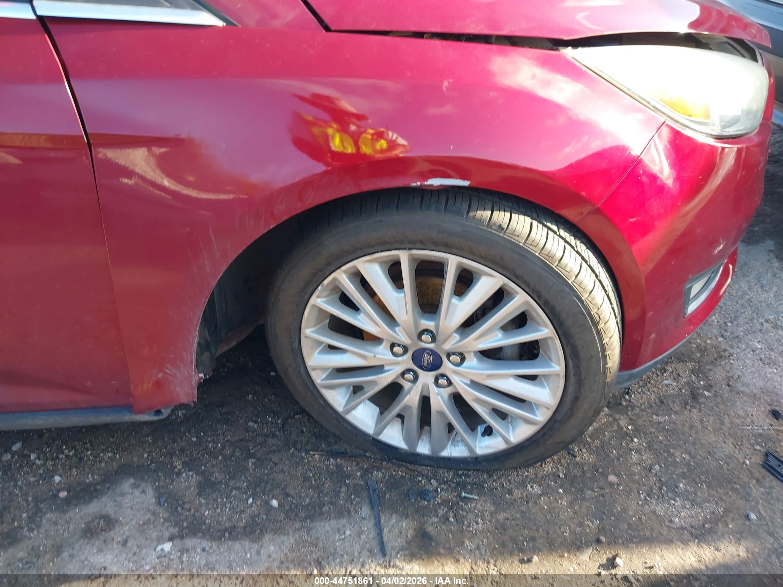 2015 Ford Focus Titanium Red vin: 1FADP3J27FL247446