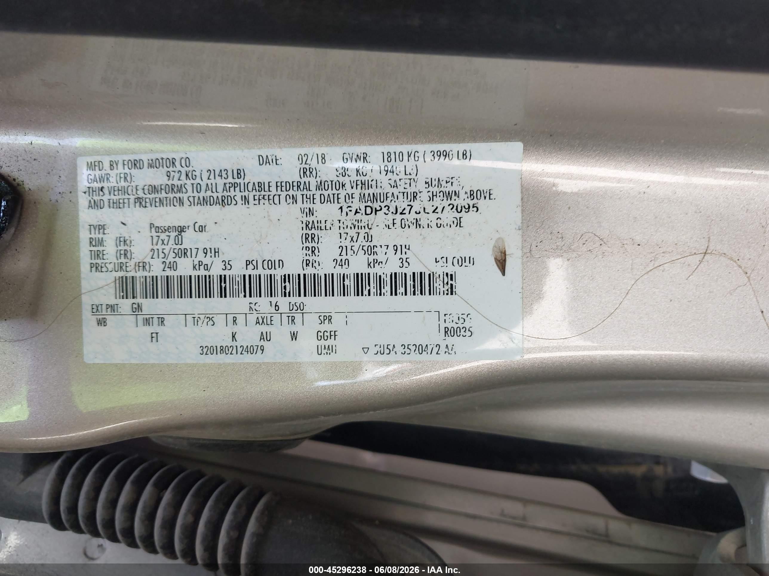 2018 Ford Focus Titanium Tan vin: 1FADP3J27JL272095