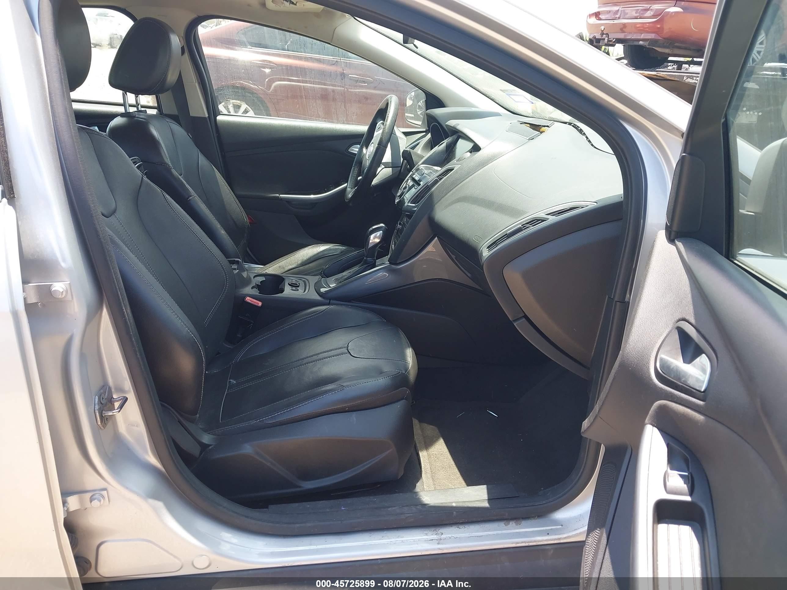 2013 Ford Focus Titanium Silver vin: 1FADP3J28DL177839
