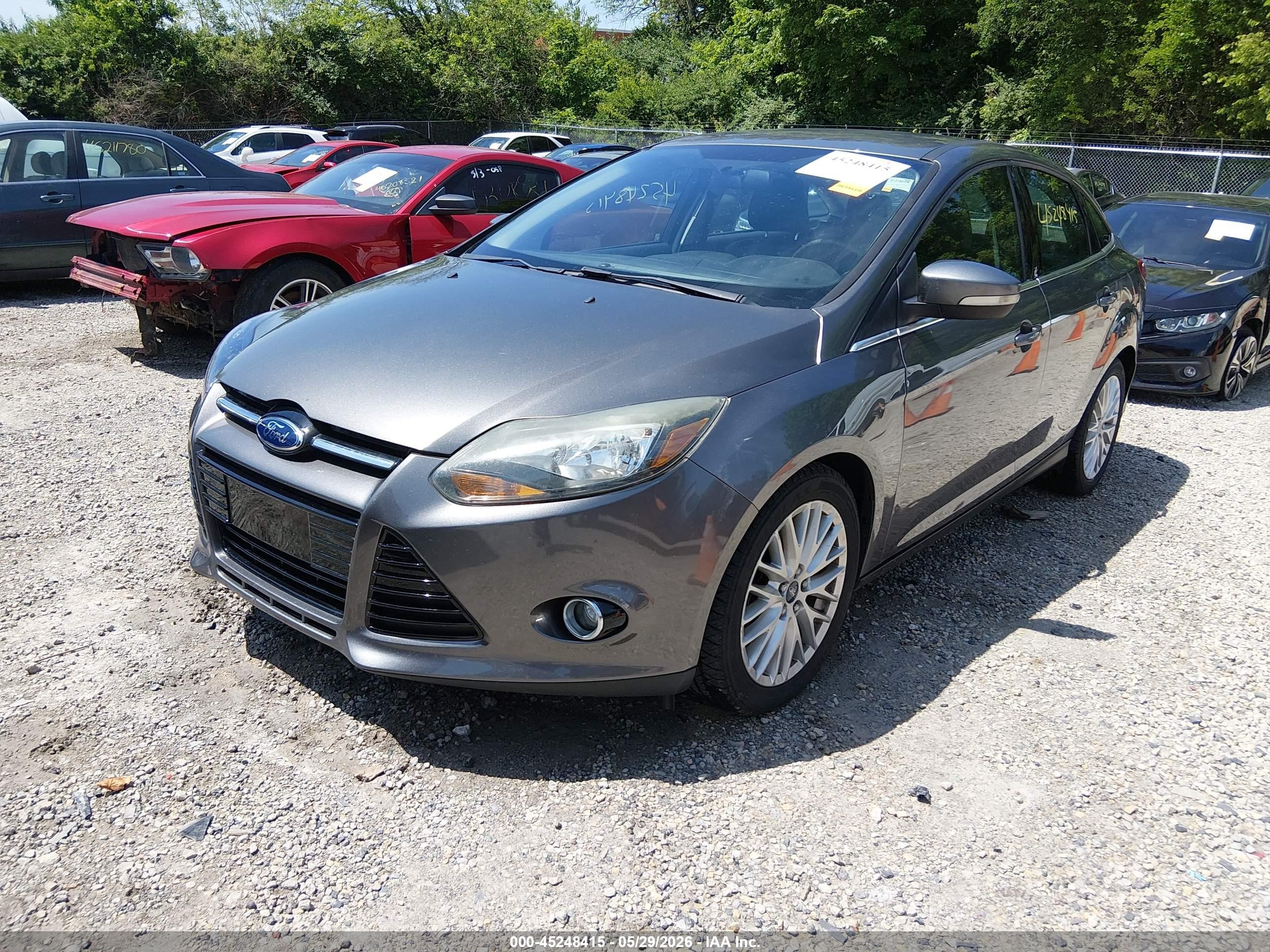 2013 Ford Focus Titanium Gray vin: 1FADP3J28DL188419