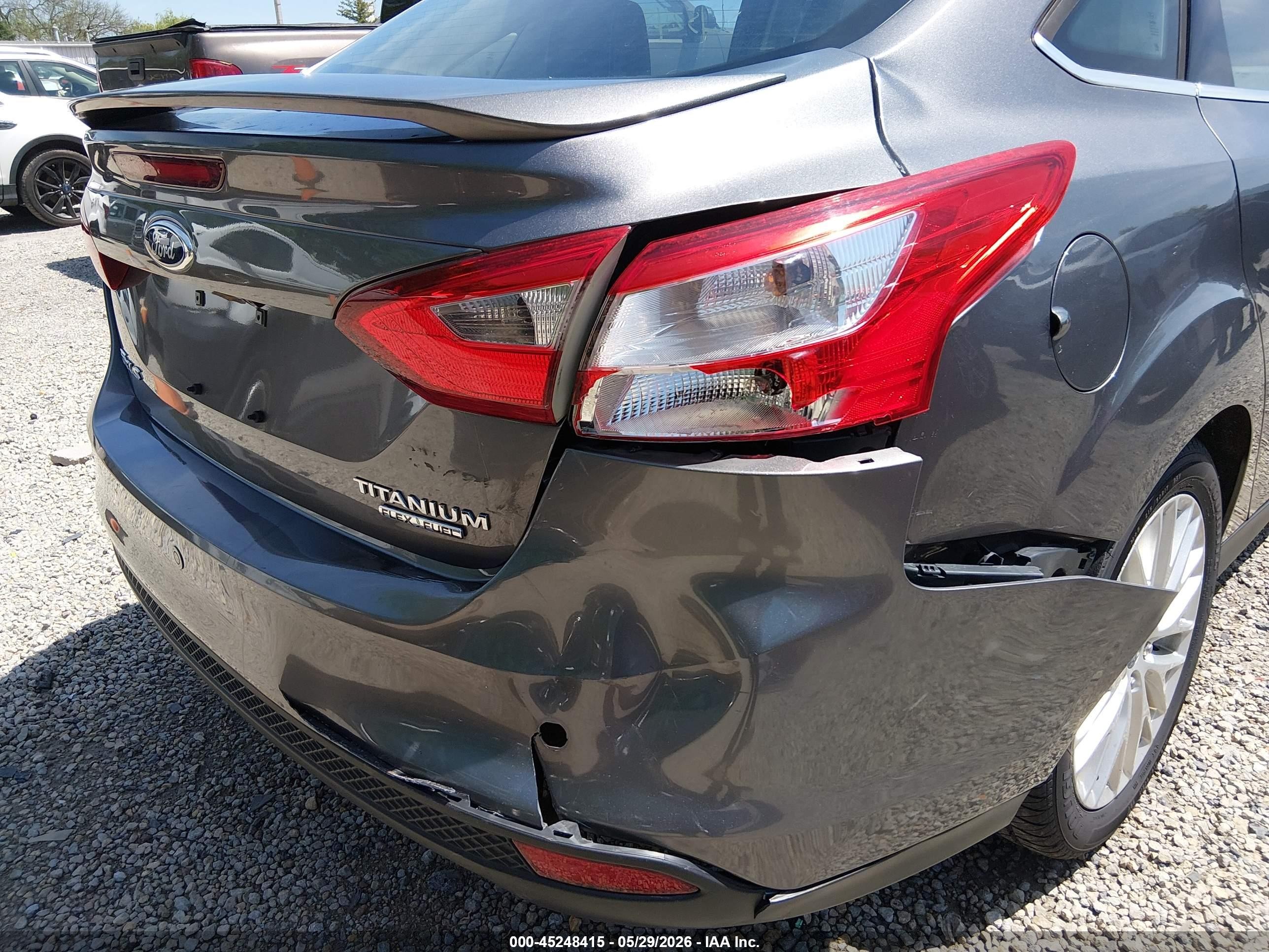 2013 Ford Focus Titanium Gray vin: 1FADP3J28DL188419