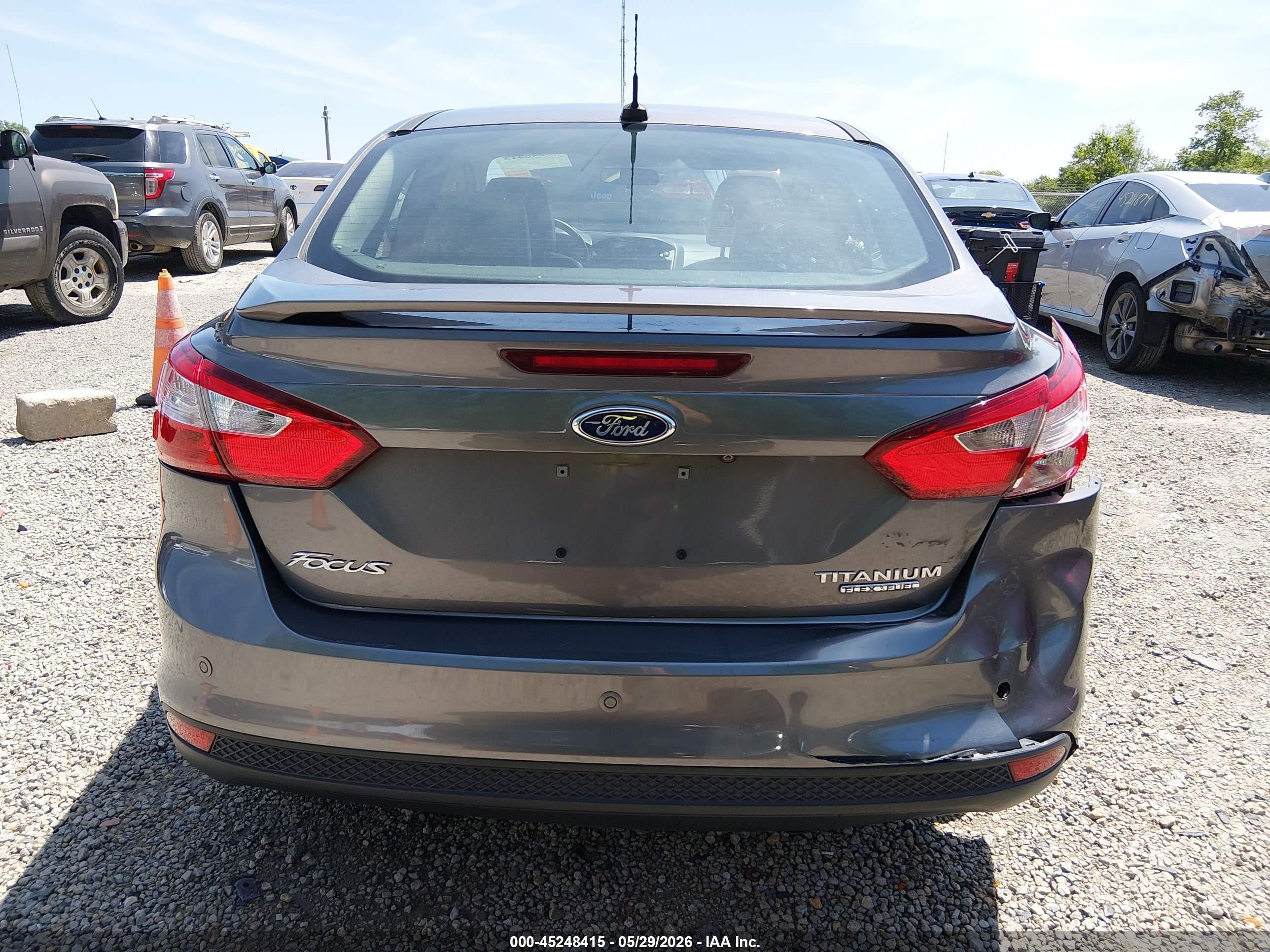 2013 Ford Focus Titanium Gray vin: 1FADP3J28DL188419