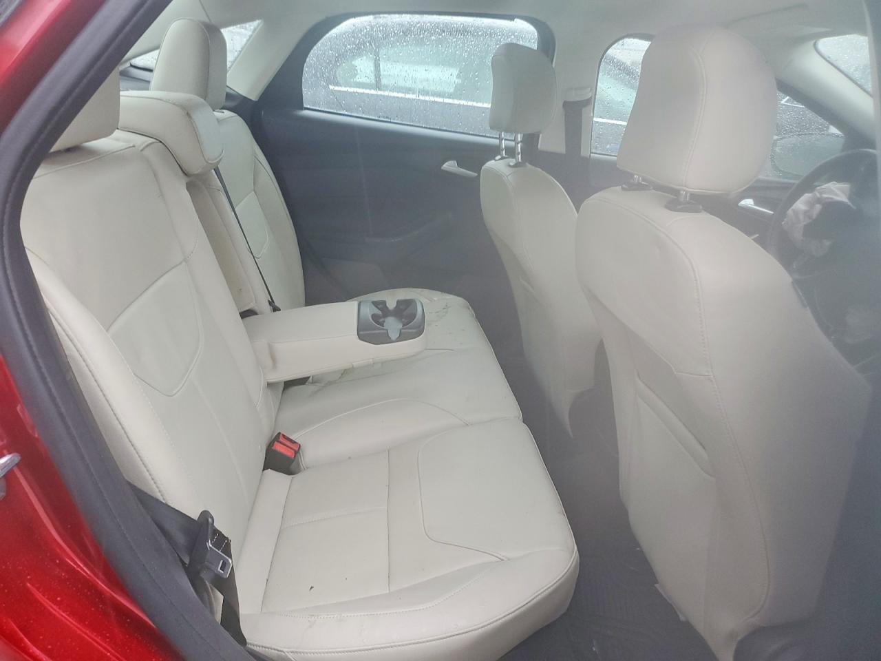 2015 Ford Focus Titanium Темно-бордовый vin: 1FADP3J28FL313860