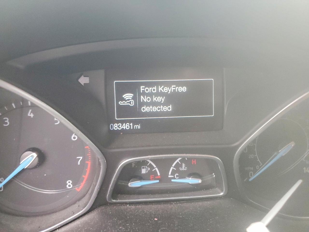2015 Ford Focus Titanium Темно-бордовый vin: 1FADP3J28FL313860