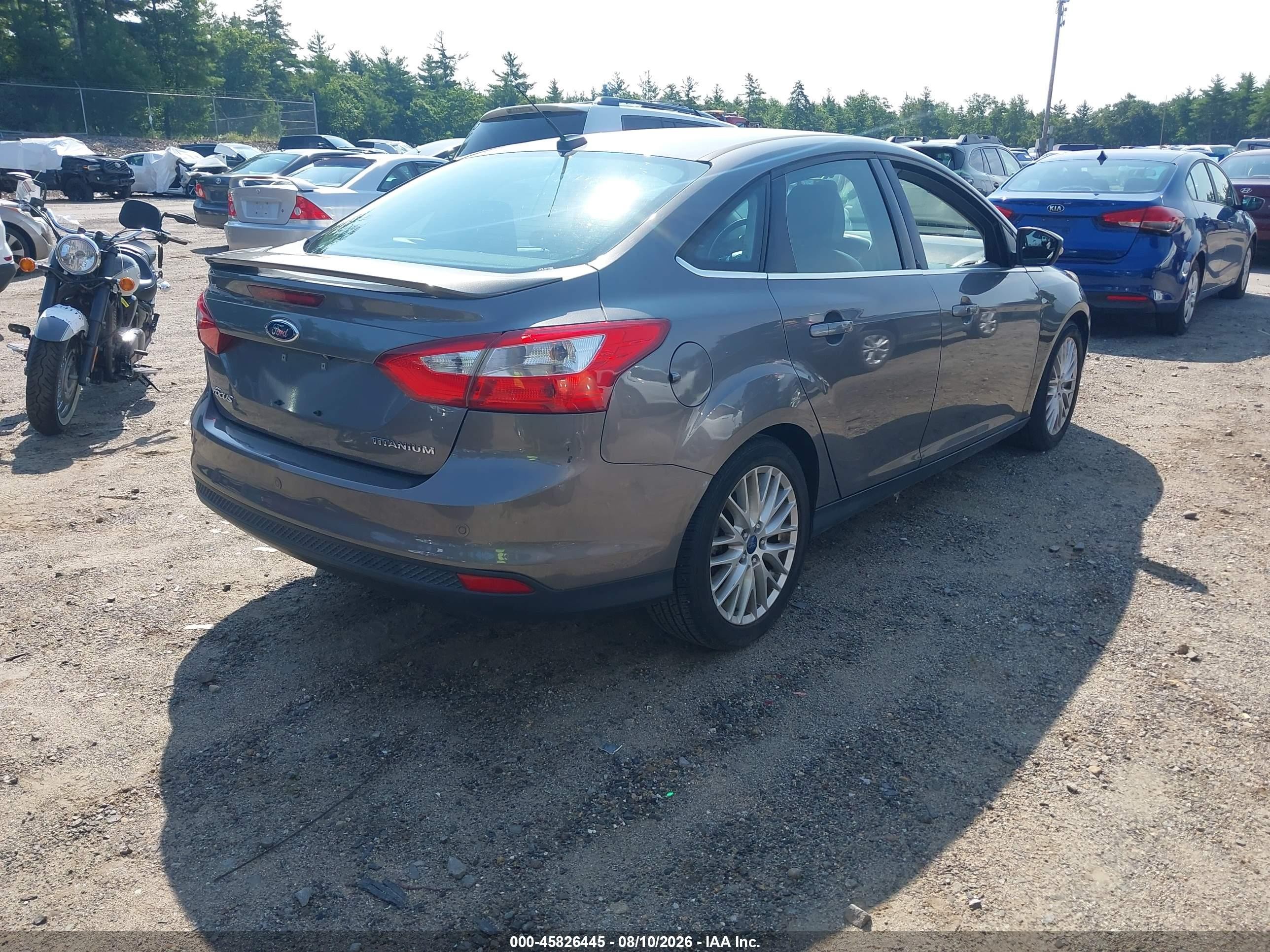 2013 Ford Focus Titanium Gray vin: 1FADP3J29DL129007