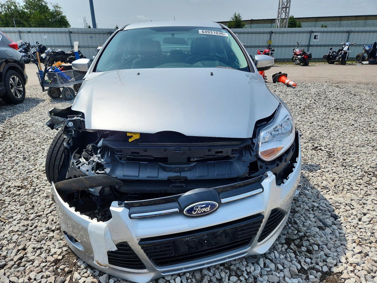 2014 Ford Focus Titanium Silver vin: 1FADP3J29EL143040