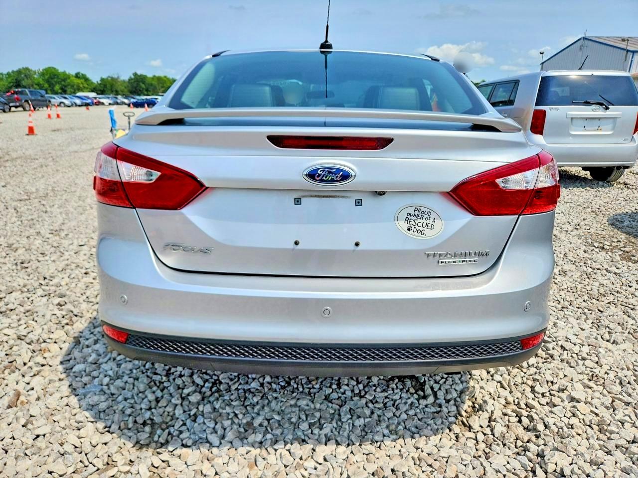 2014 Ford Focus Titanium Silver vin: 1FADP3J29EL143040