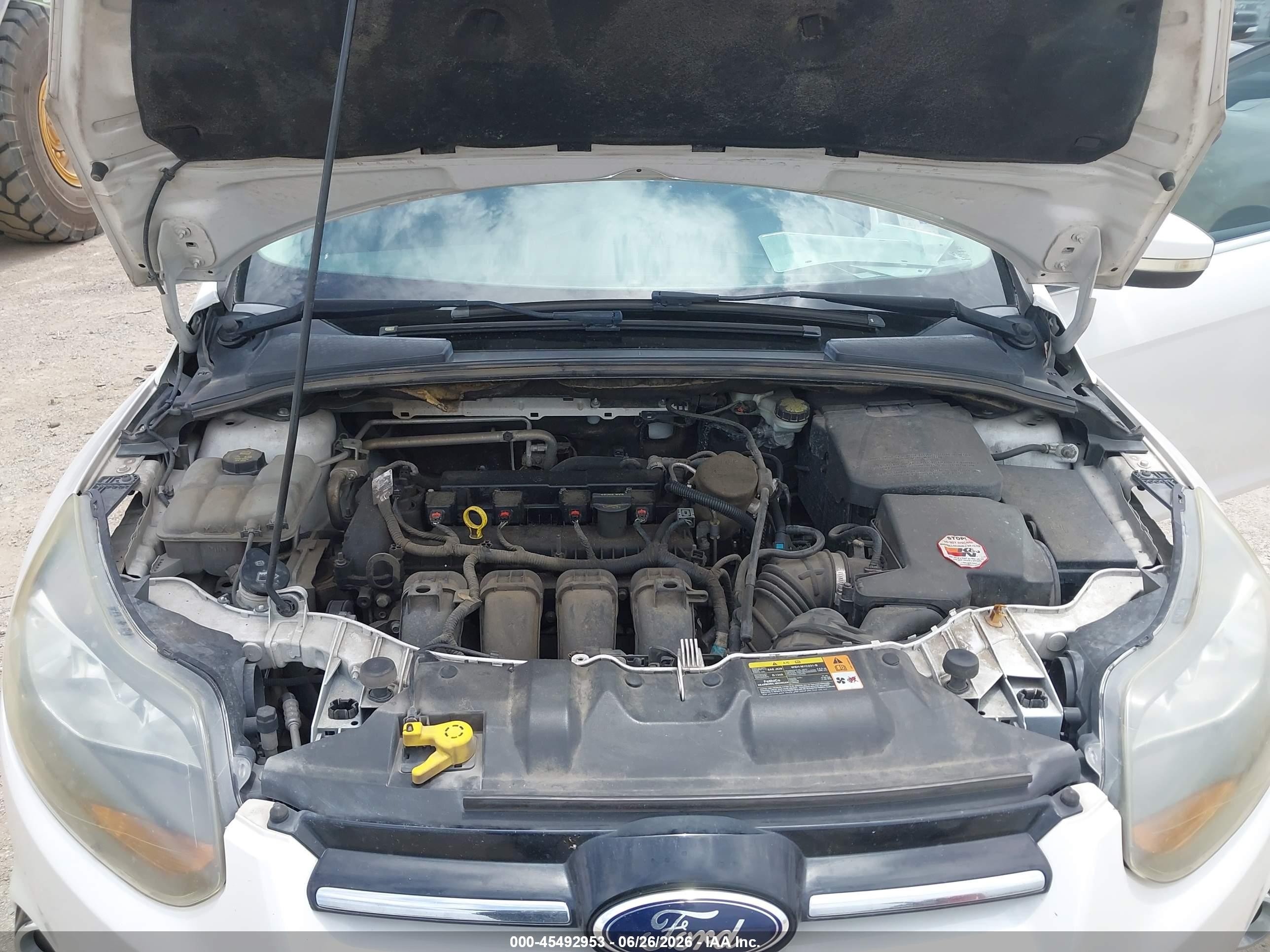 2014 Ford Focus Titanium White vin: 1FADP3J29EL176166