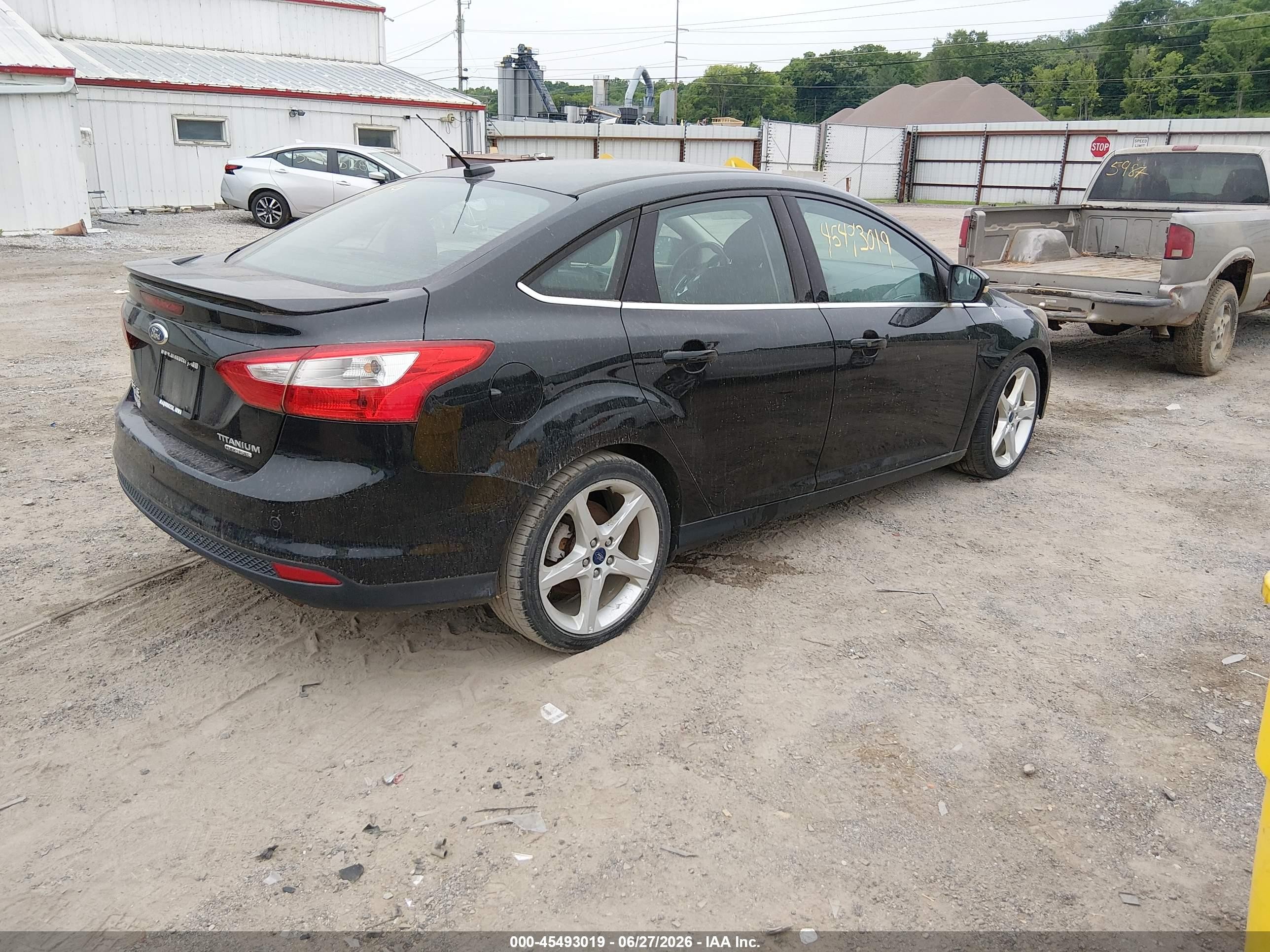 2014 Ford Focus Titanium Black vin: 1FADP3J29EL342136