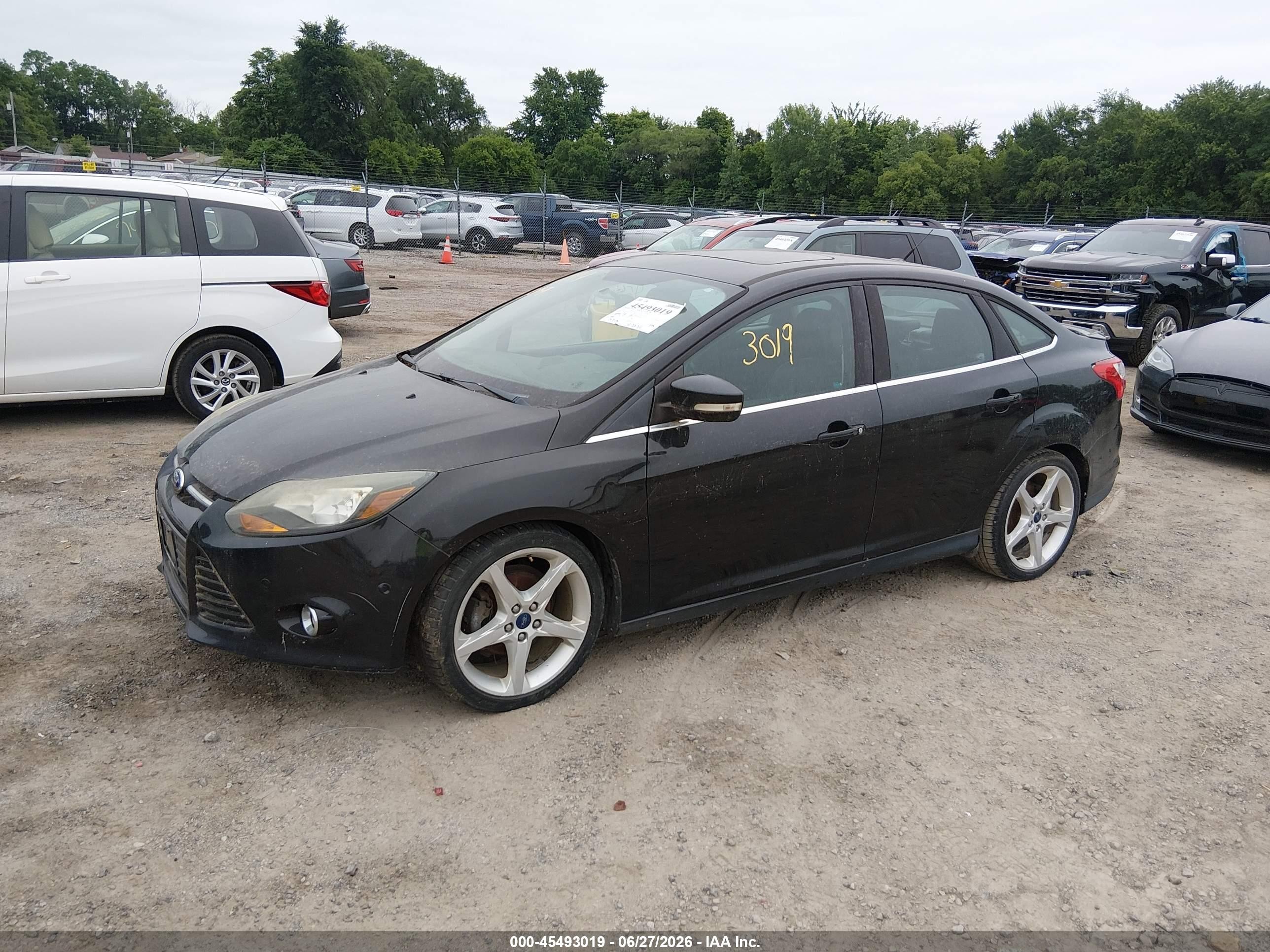 2014 Ford Focus Titanium Black vin: 1FADP3J29EL342136