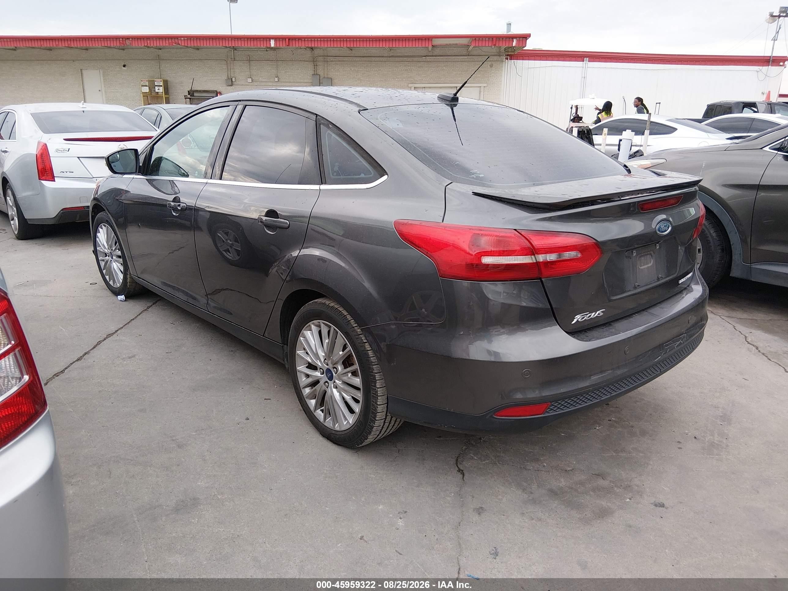 2015 Ford Focus Titanium Gray vin: 1FADP3J29FL232270