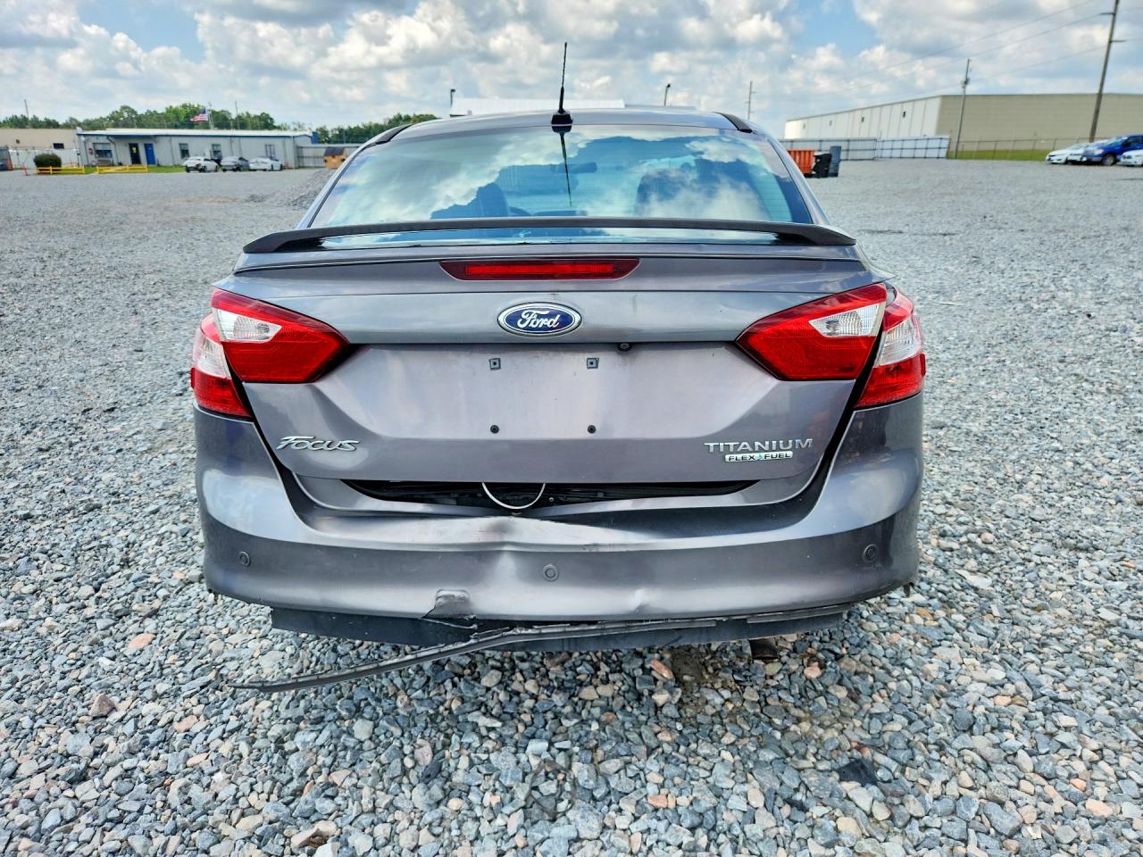2013 Ford Focus Titanium Gray vin: 1FADP3J2XDL161724