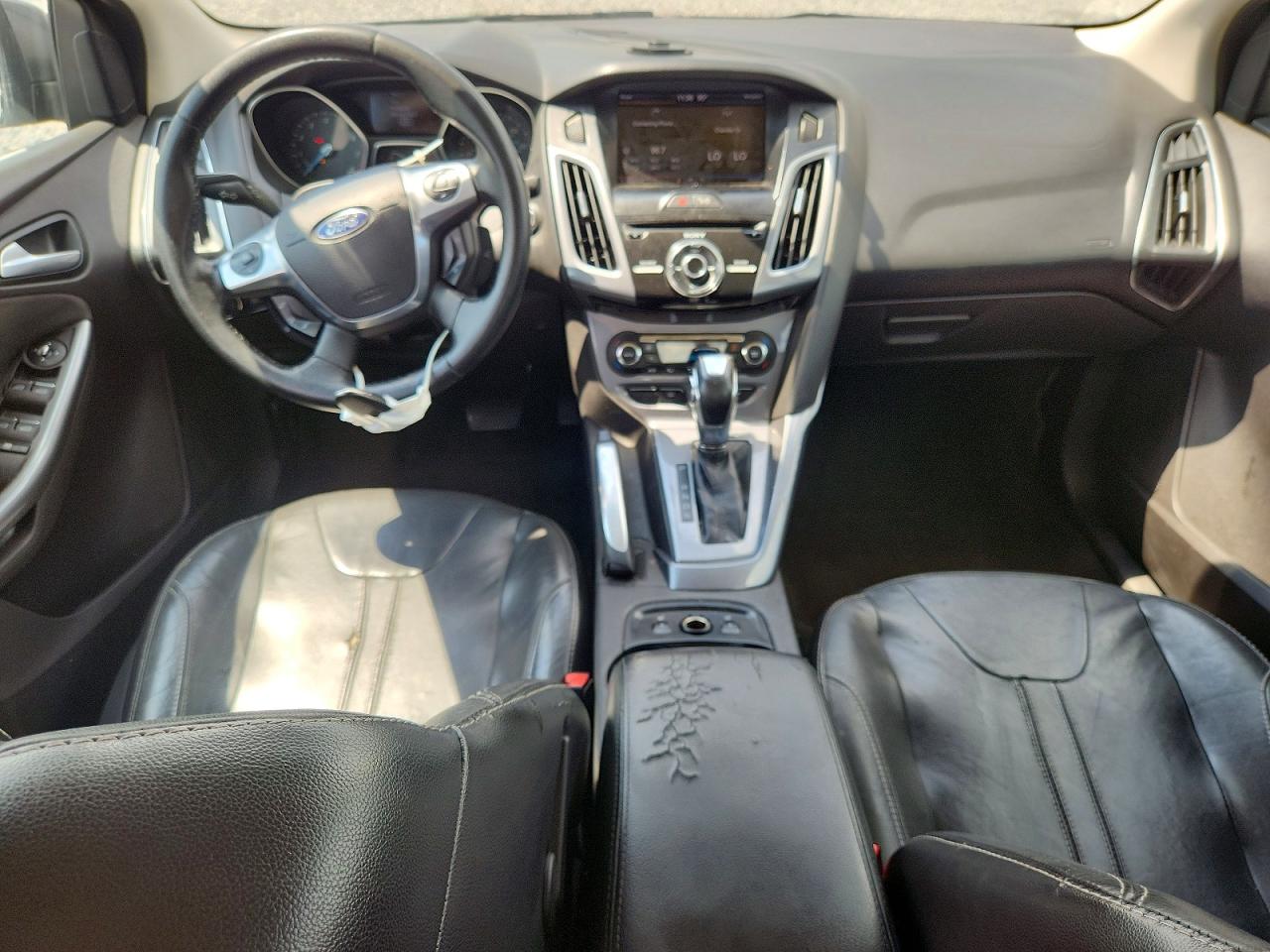 2013 Ford Focus Titanium Gray vin: 1FADP3J2XDL161724