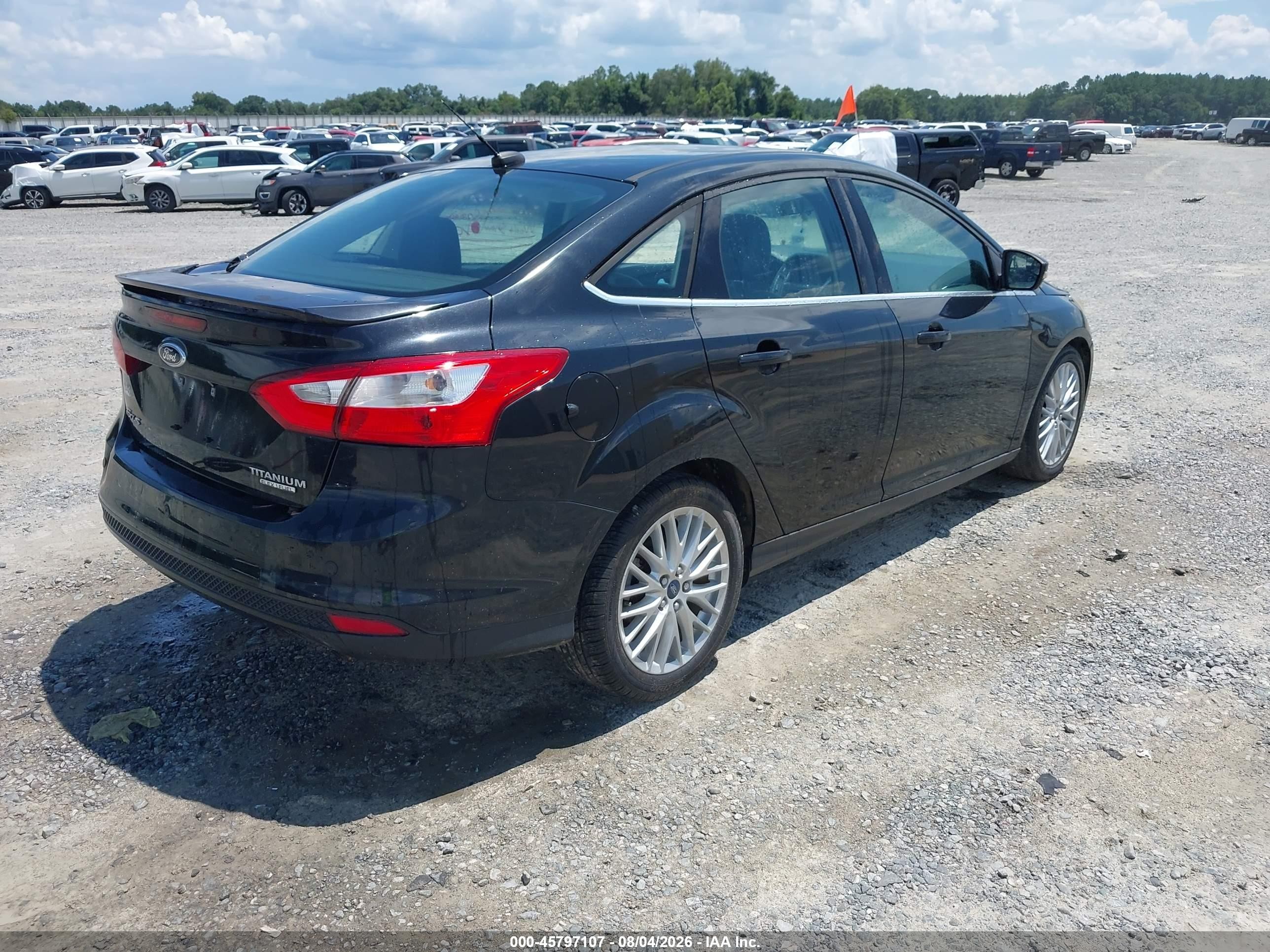2013 Ford Focus Titanium Black vin: 1FADP3J2XDL198708