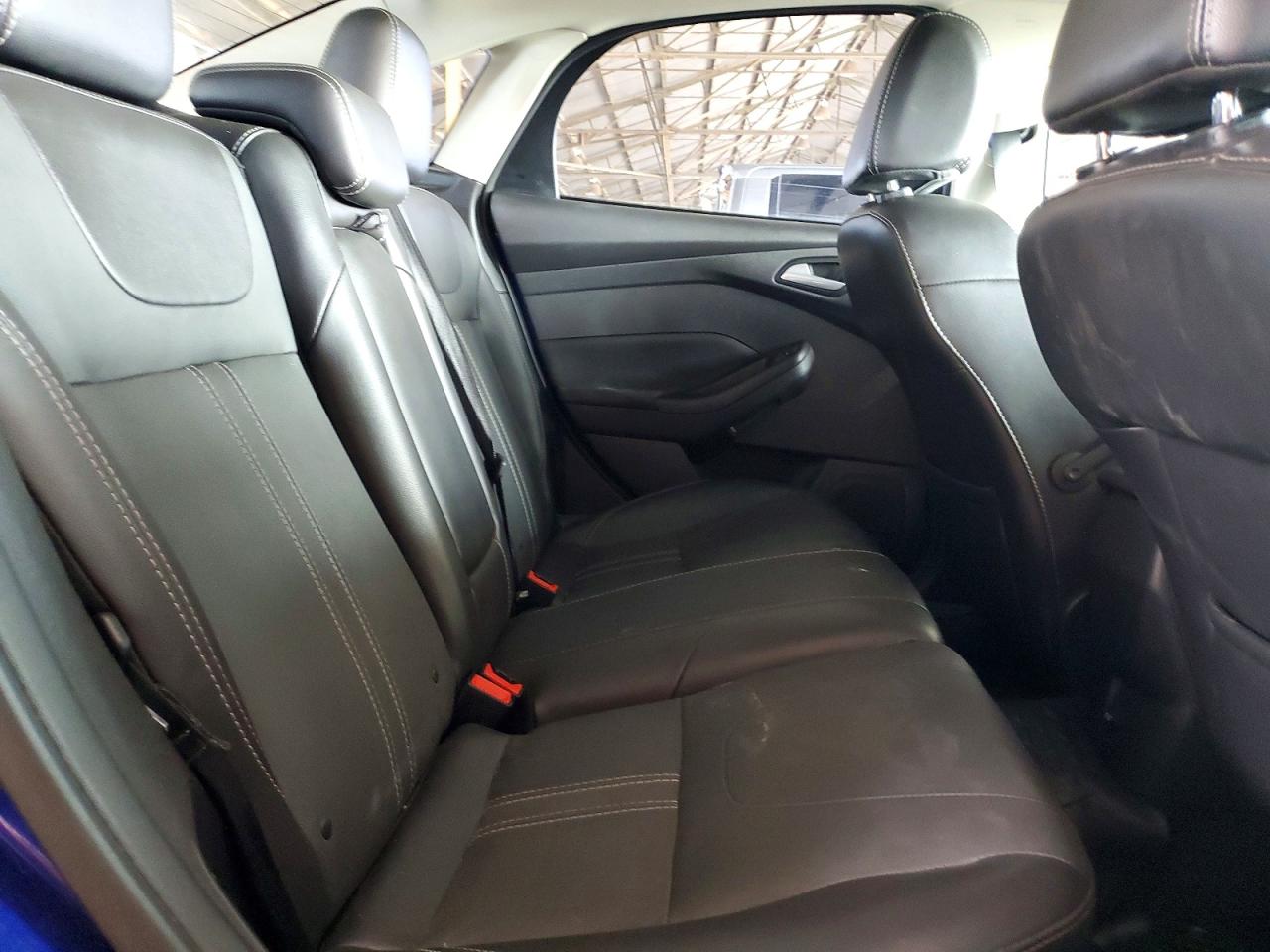 2014 Ford Focus Titanium Blue vin: 1FADP3J2XEL199021
