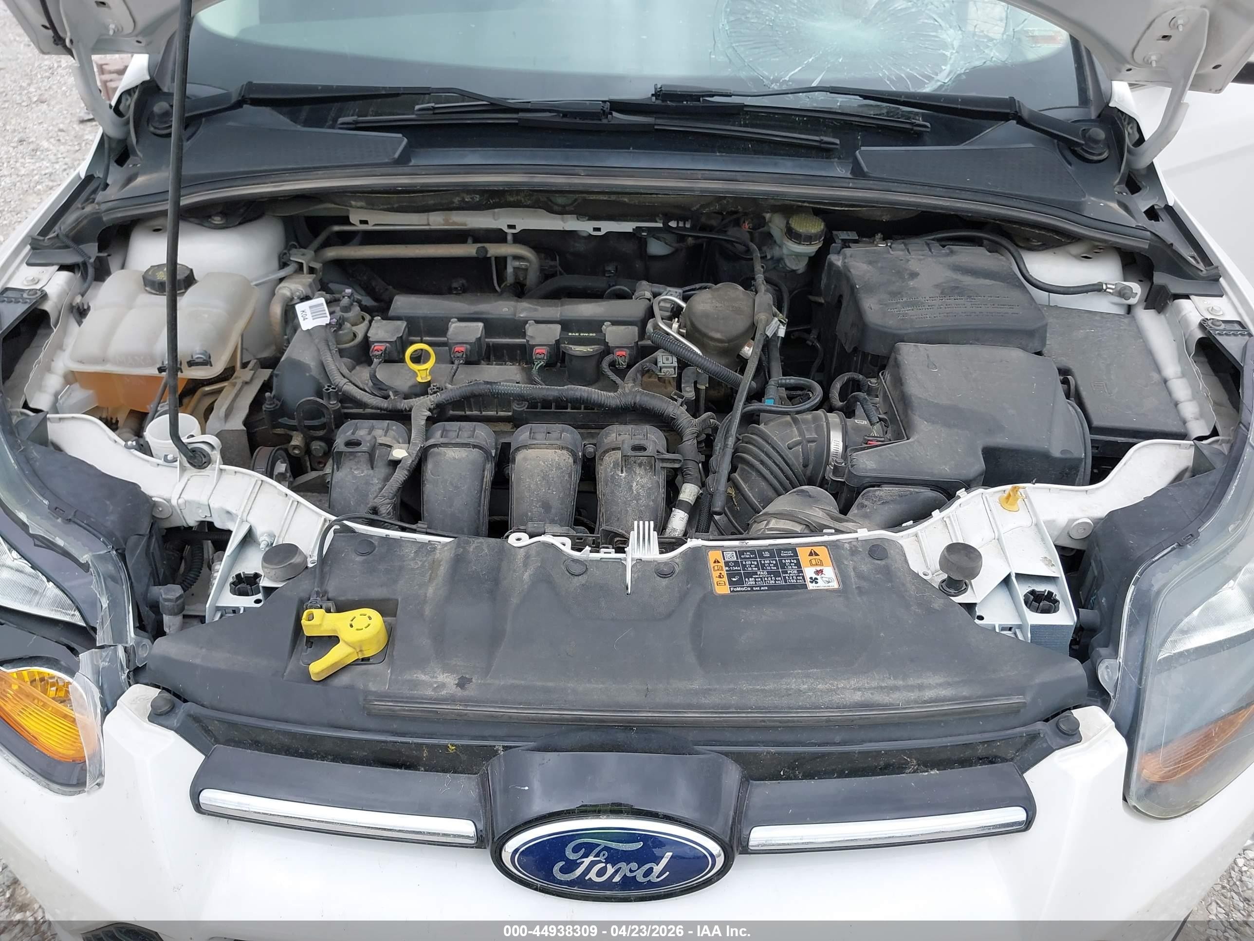 2014 Ford Focus Titanium Белый vin: 1FADP3J2XEL349144