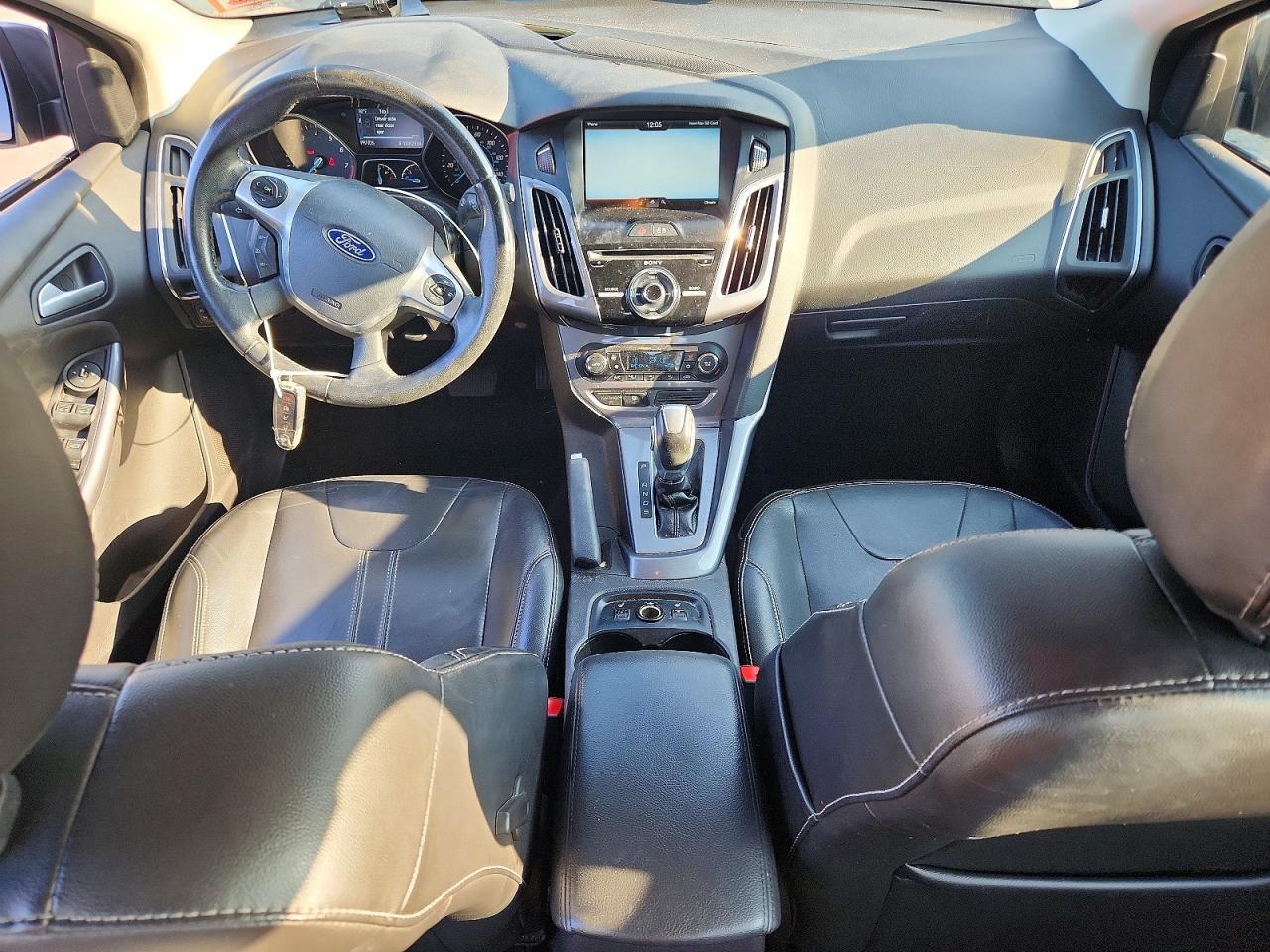 2014 Ford Focus Titanium Gray vin: 1FADP3J2XEL462916