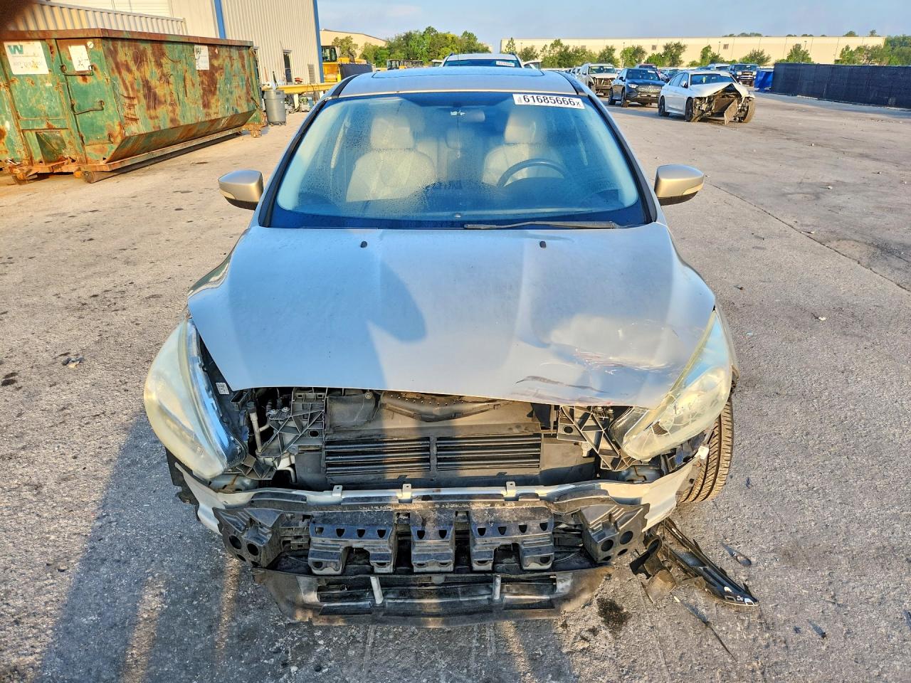 2015 Ford Focus Titanium Gold vin: 1FADP3J2XFL209287