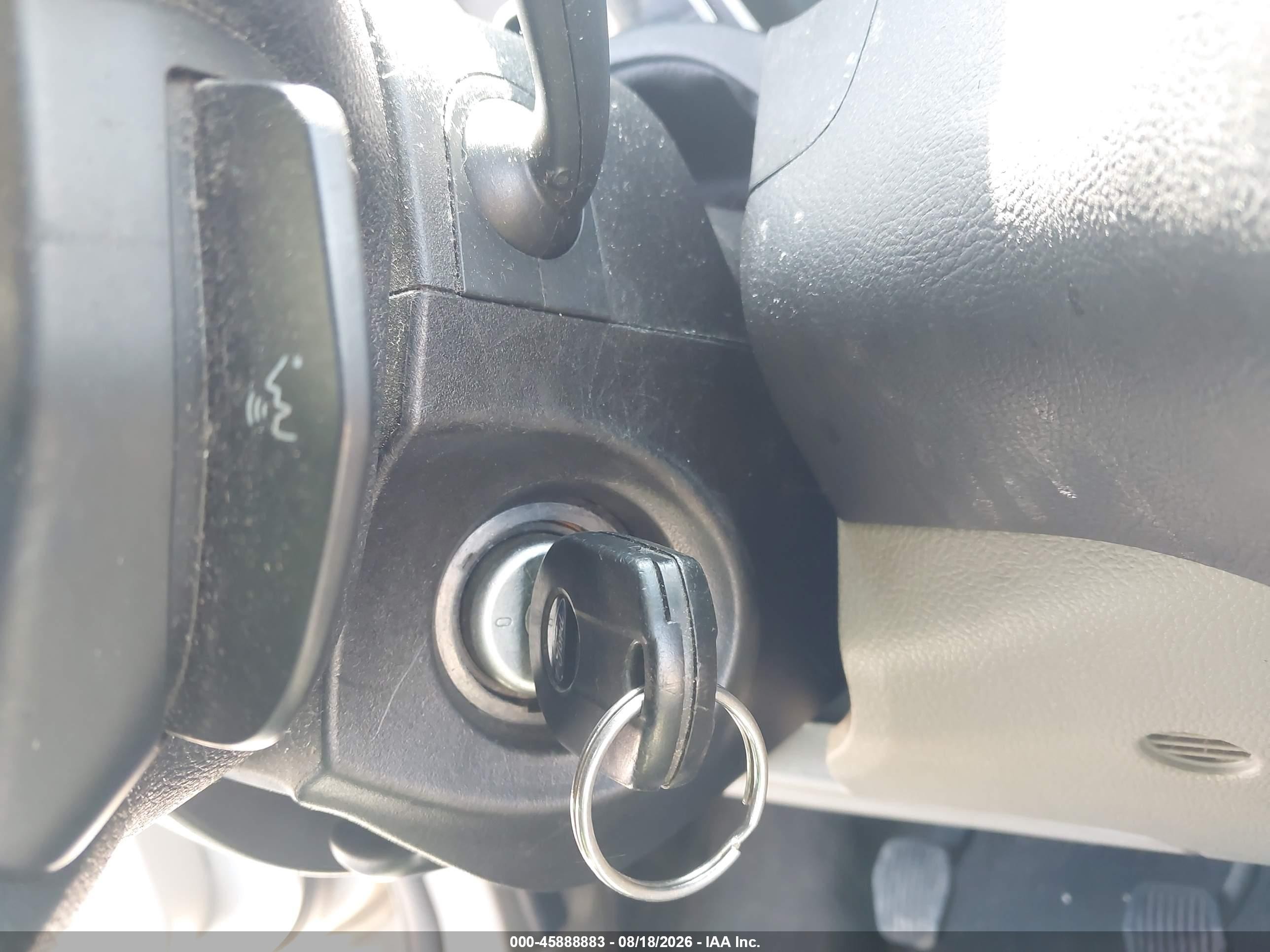 2013 Ford Focus Se Silver vin: 1FADP3K20DL106925