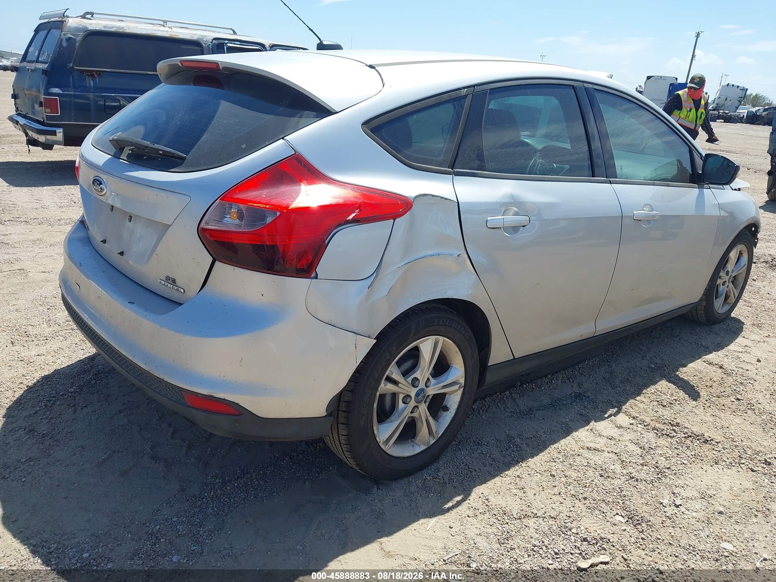 2013 Ford Focus Se Silver vin: 1FADP3K20DL106925