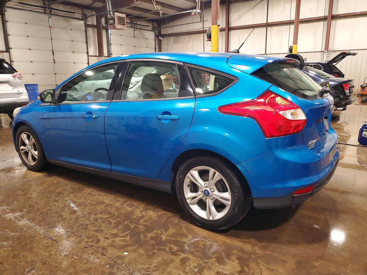 2013 Ford Focus Se Синий vin: 1FADP3K20DL120842