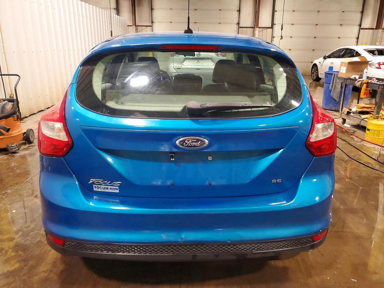 2013 Ford Focus Se Синий vin: 1FADP3K20DL120842
