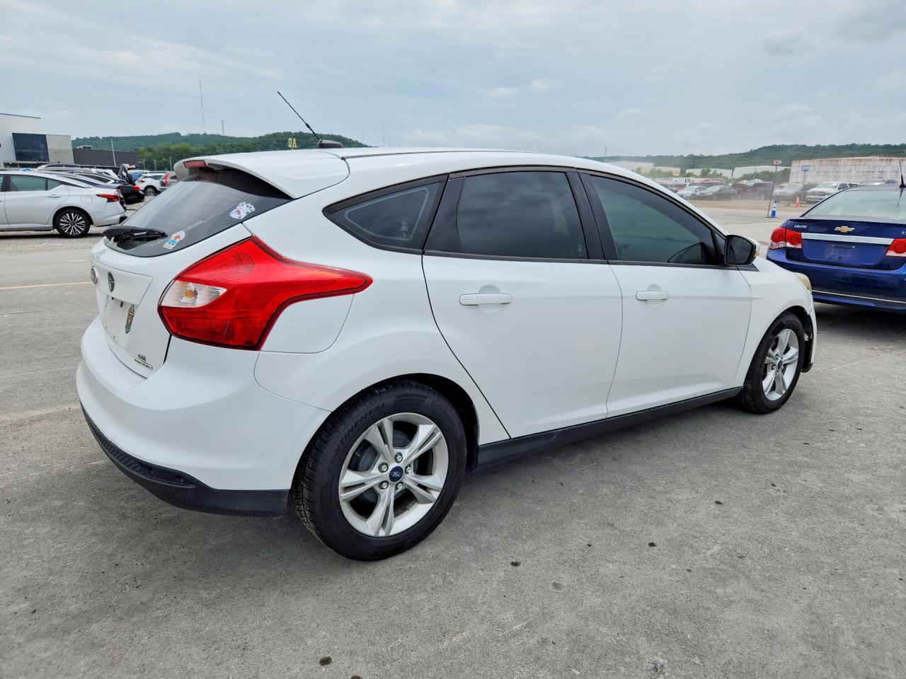 2013 Ford Focus Se White vin: 1FADP3K20DL125569