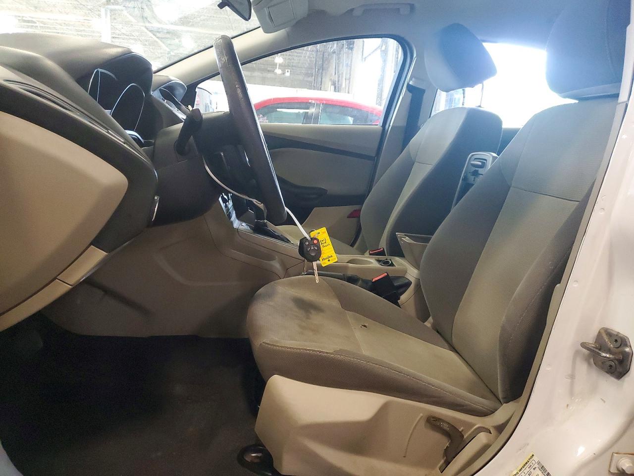 2013 Ford Focus Se White vin: 1FADP3K20DL125572