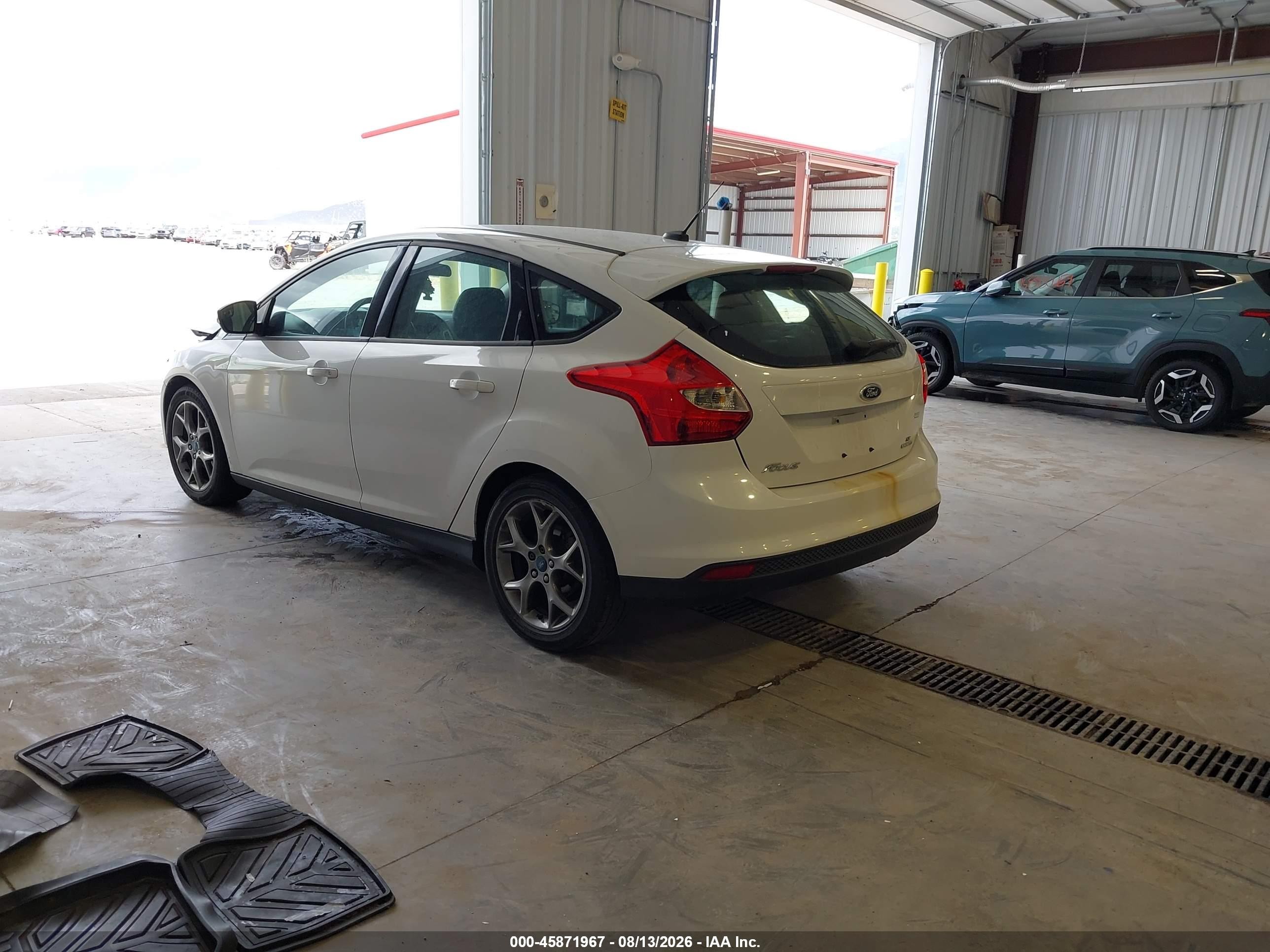 2013 Ford Focus Se White vin: 1FADP3K20DL185268