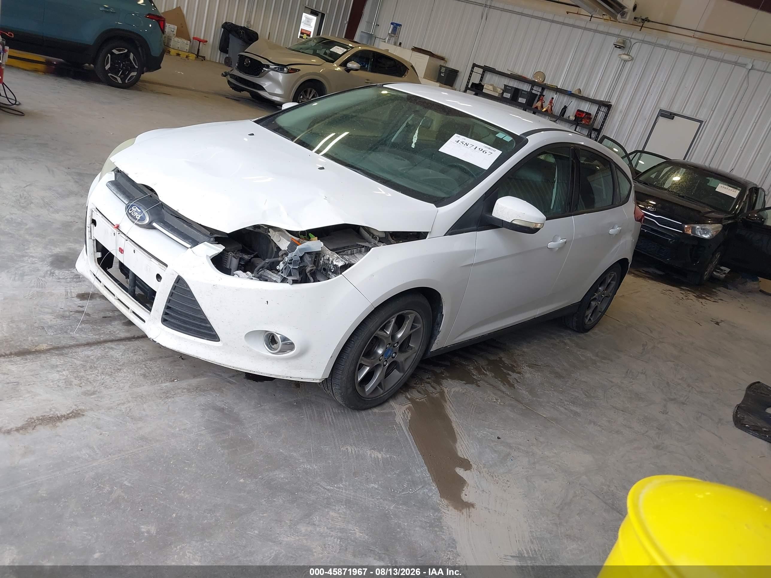 2013 Ford Focus Se White vin: 1FADP3K20DL185268