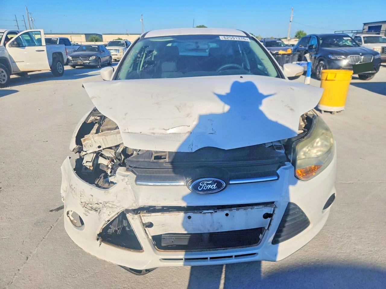2013 Ford Focus Se White vin: 1FADP3K20DL189174
