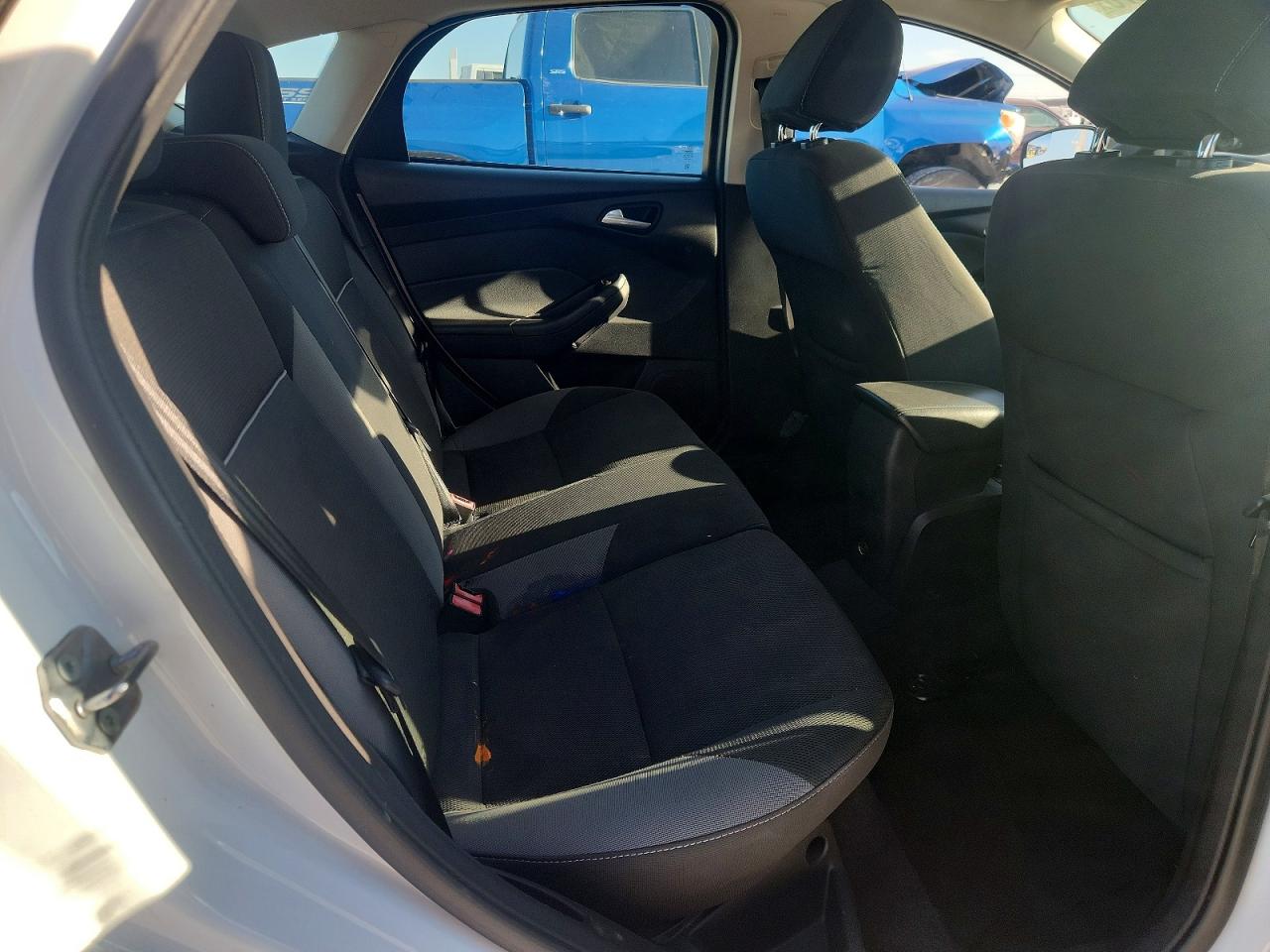 2013 Ford Focus Se White vin: 1FADP3K20DL189174