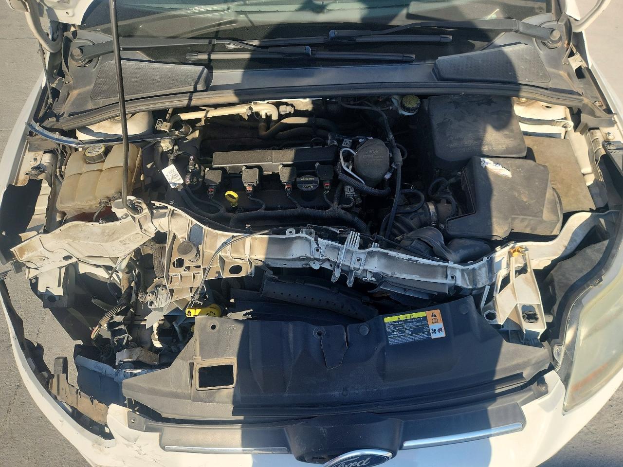 2013 Ford Focus Se White vin: 1FADP3K20DL189174