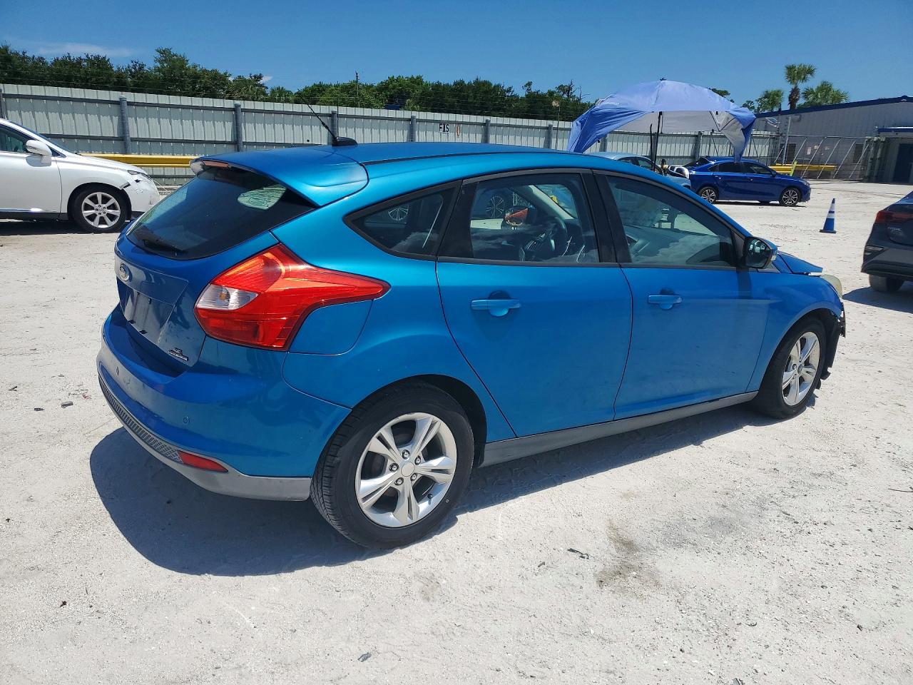 2013 Ford Focus Se Blue vin: 1FADP3K20DL217832