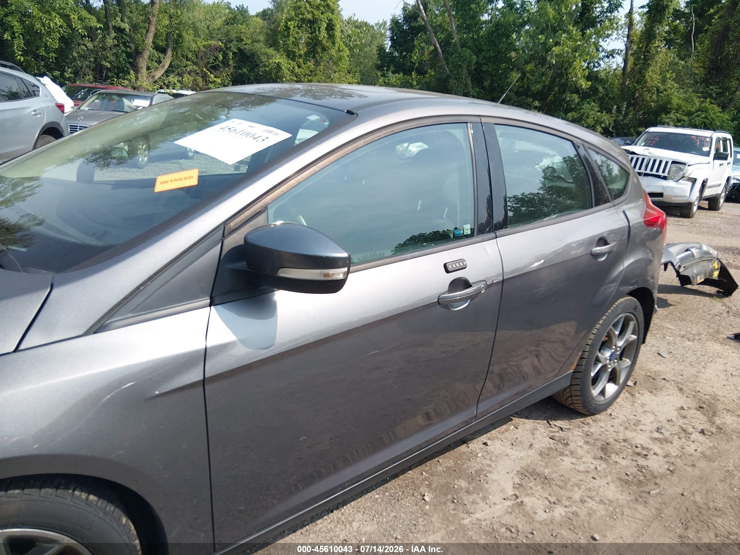 2013 Ford Focus Se Gray vin: 1FADP3K20DL218978