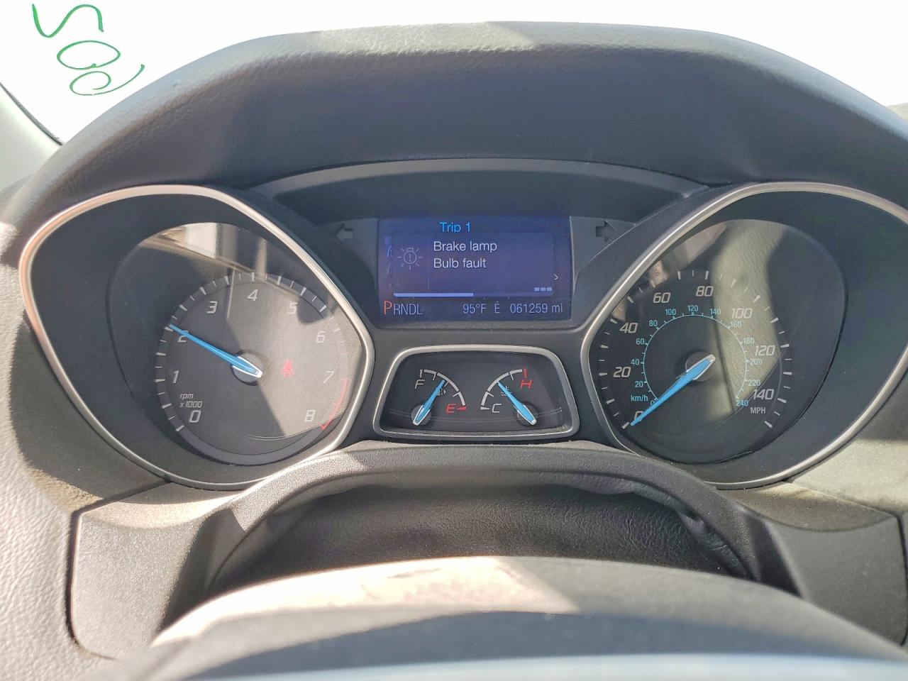 2013 Ford Focus Se White vin: 1FADP3K20DL233156