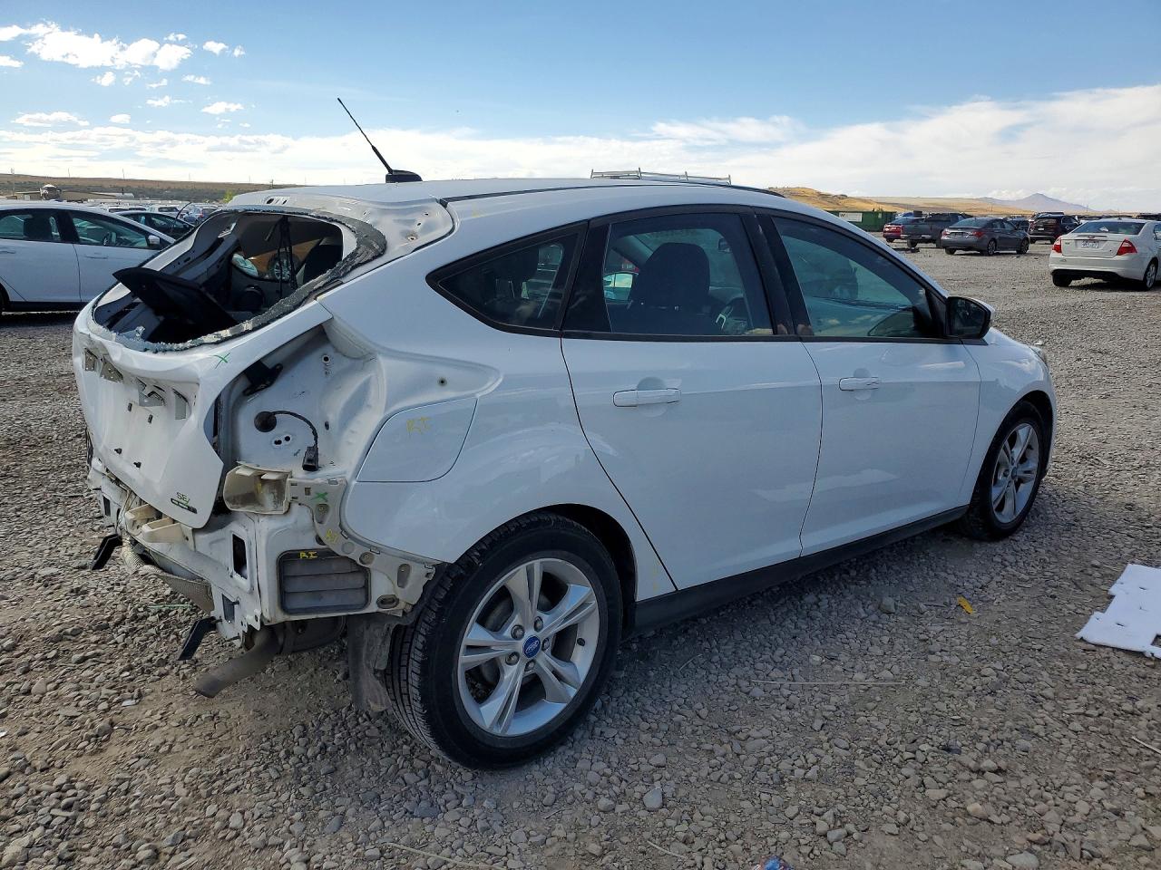 2013 Ford Focus Se White vin: 1FADP3K20DL233156