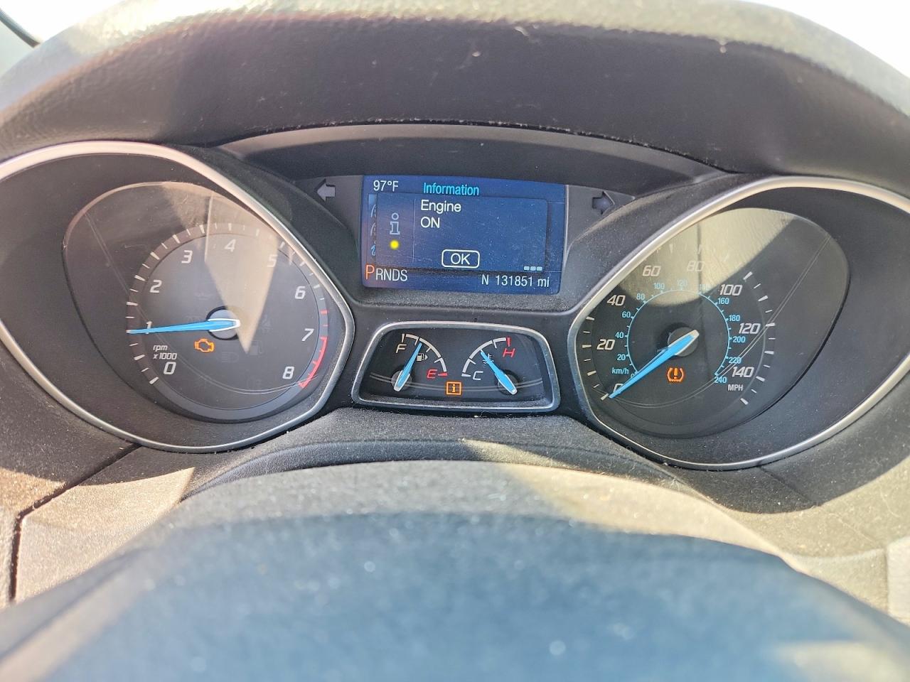 2013 Ford Focus Se Red vin: 1FADP3K20DL237675