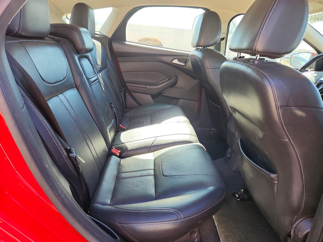 2013 Ford Focus Se Red vin: 1FADP3K20DL237675