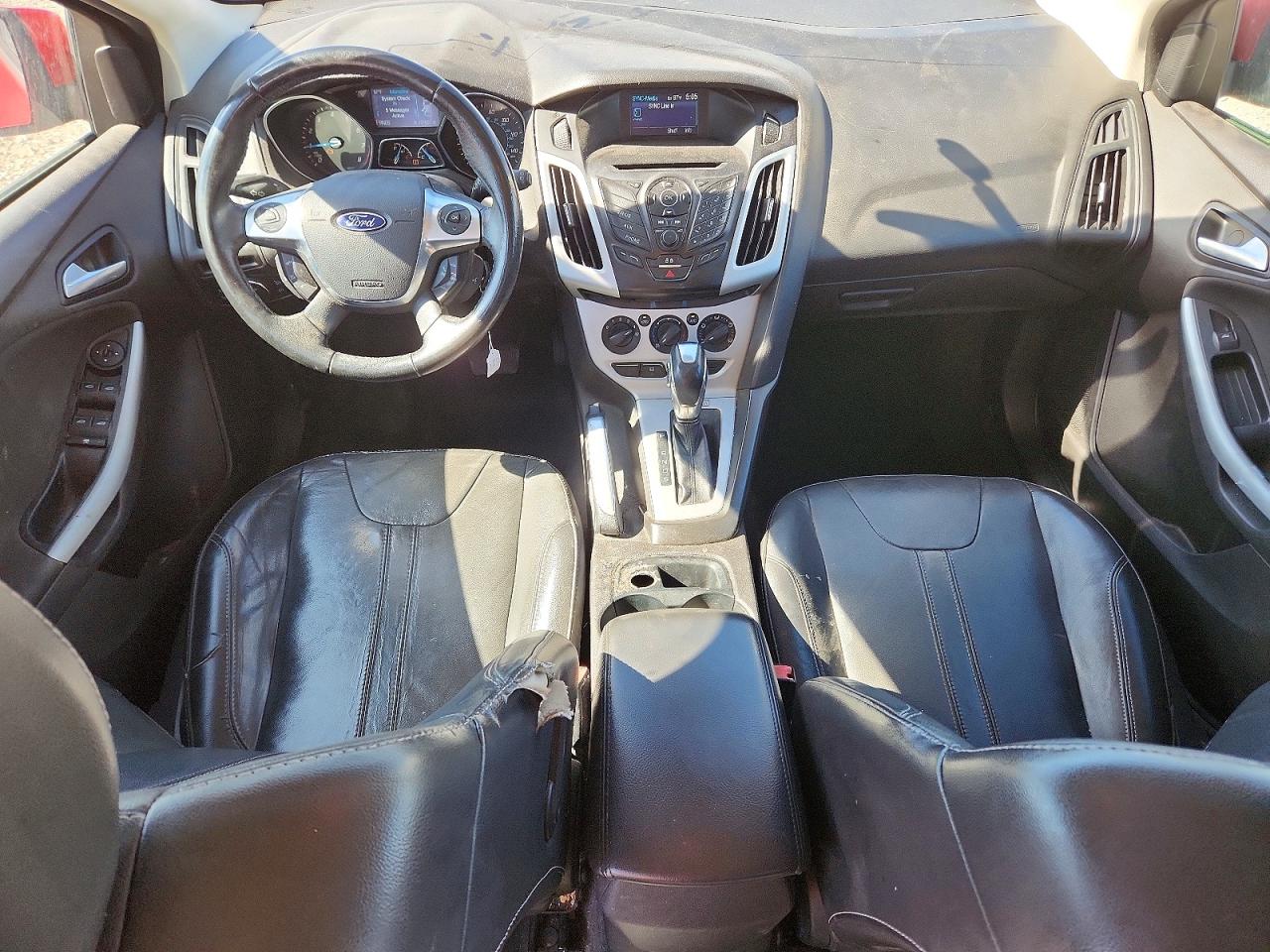 2013 Ford Focus Se Red vin: 1FADP3K20DL237675