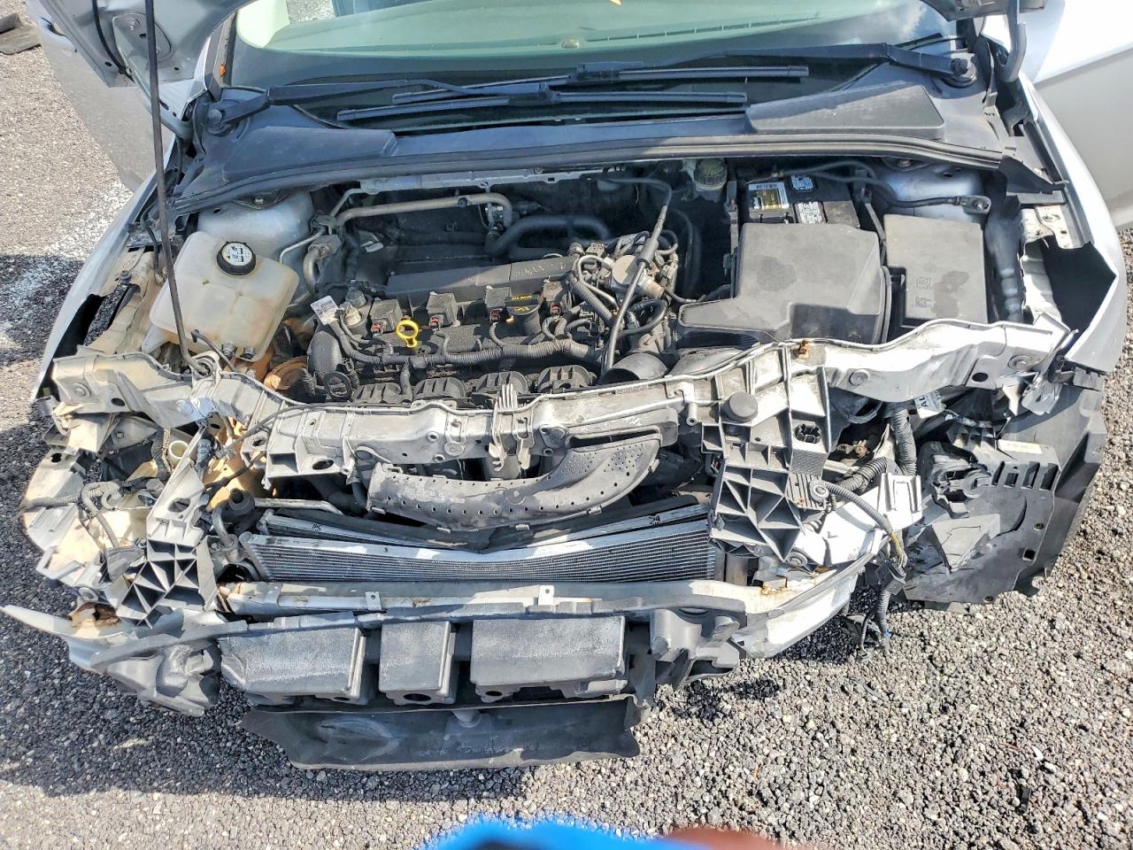 2013 Ford Focus Se Silver vin: 1FADP3K20DL247963